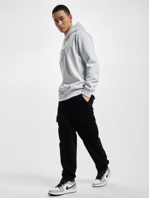 Straight Logo-5