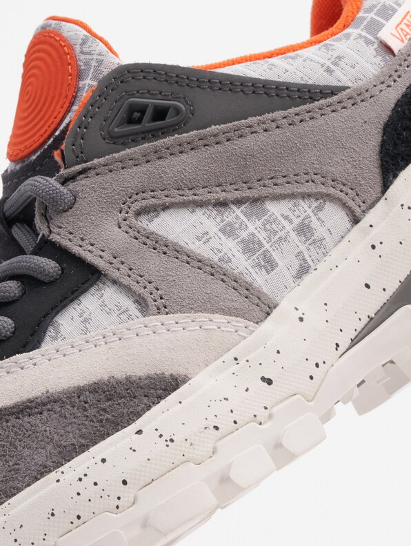 Ua Amzn Trailhead Ripstop-8