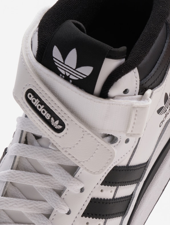 Forum Mid-10