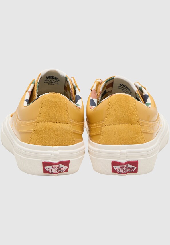 Karina Rozunko SK8-Hi Reissue-1