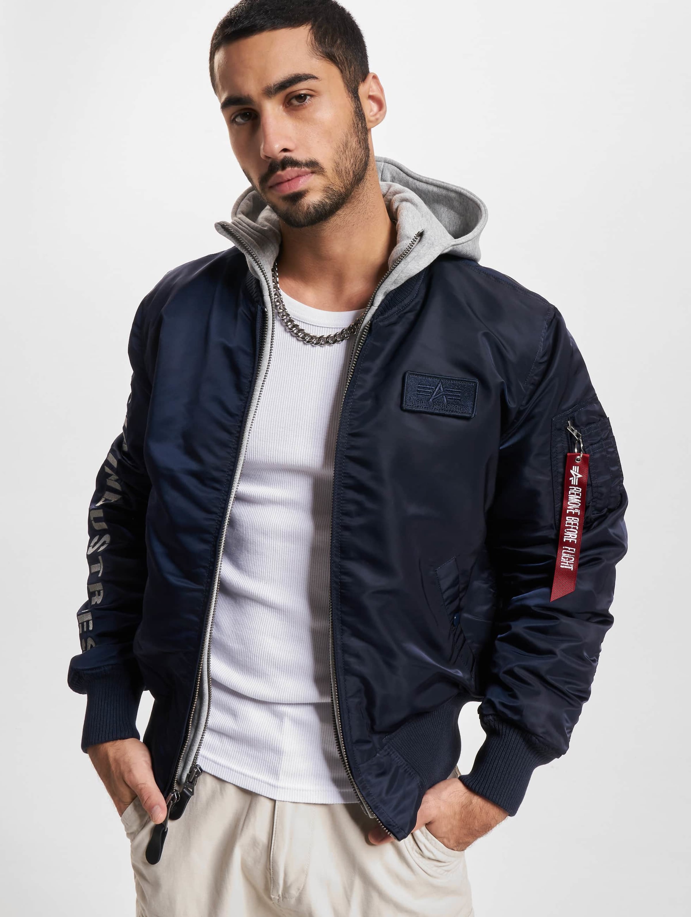 Alpha industries bomber sales jacket sizing