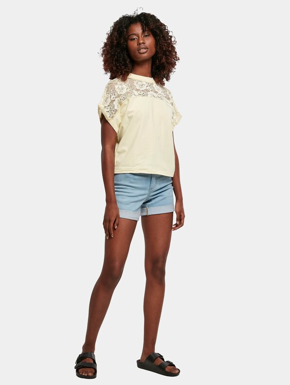 Ladies Short Oversized Lace-3