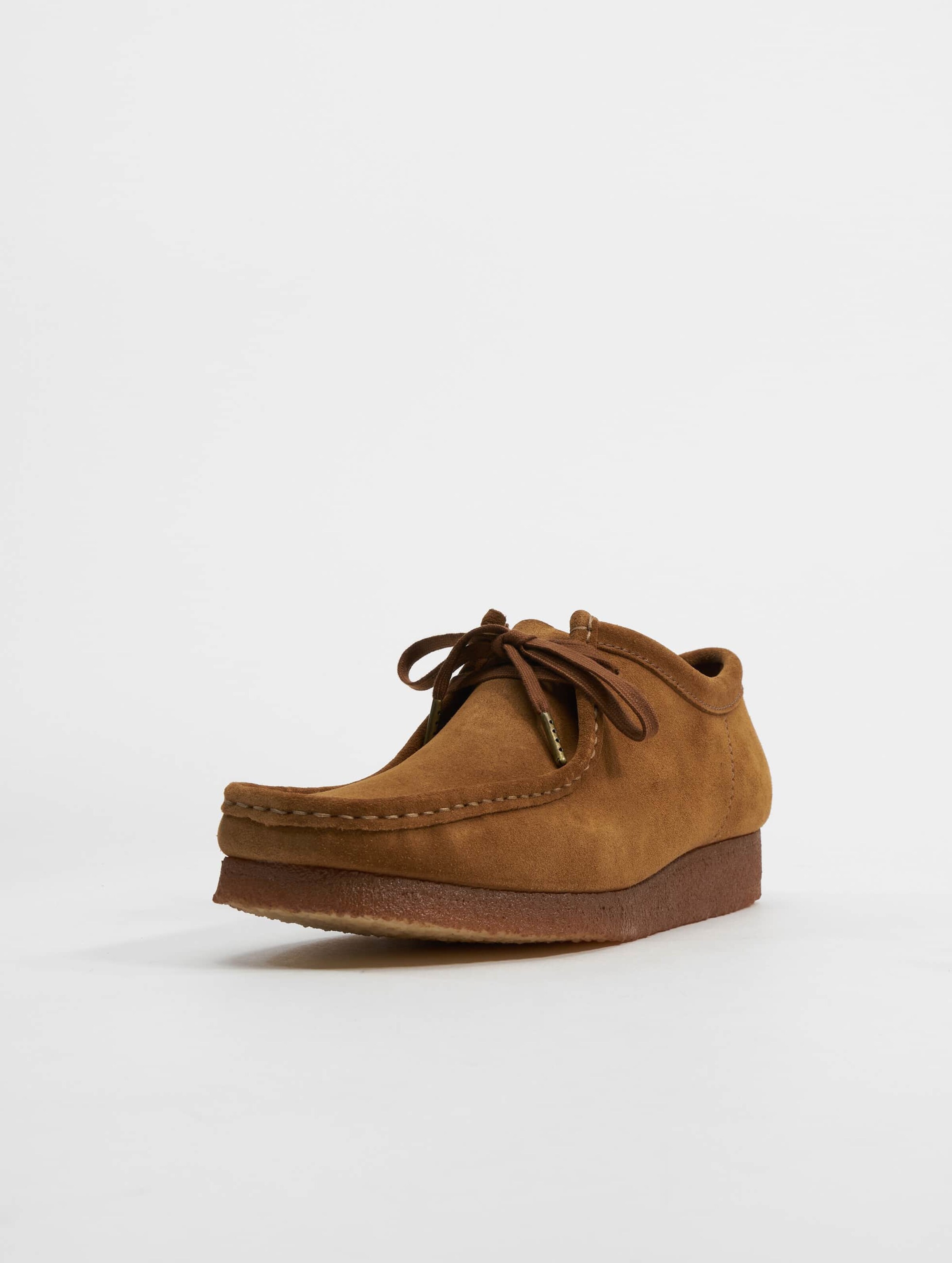 Clarks wallabees 2024 cola sale