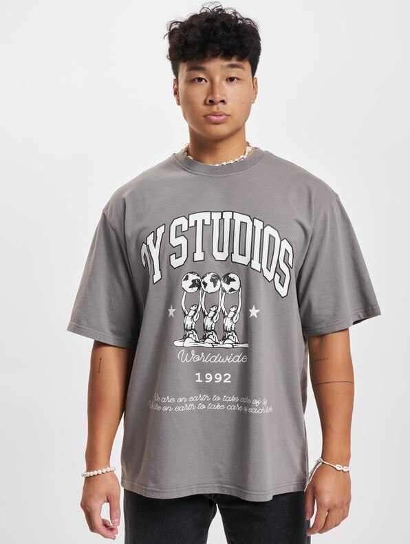 2Y Globus Oversize Tee-0