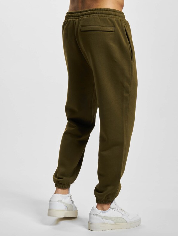 Puma Classics Small Logo Sweat Pants-1