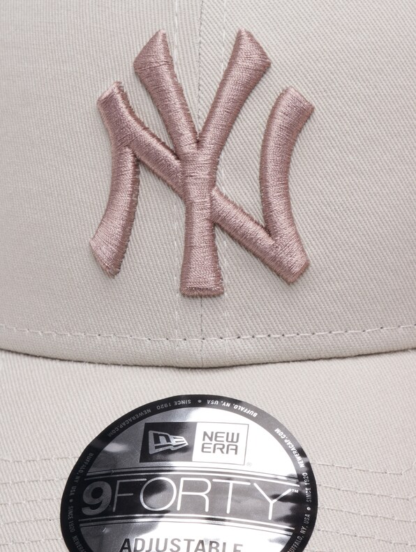 HOME FIELD 9FORTY TRUCKER New York Yankees-3