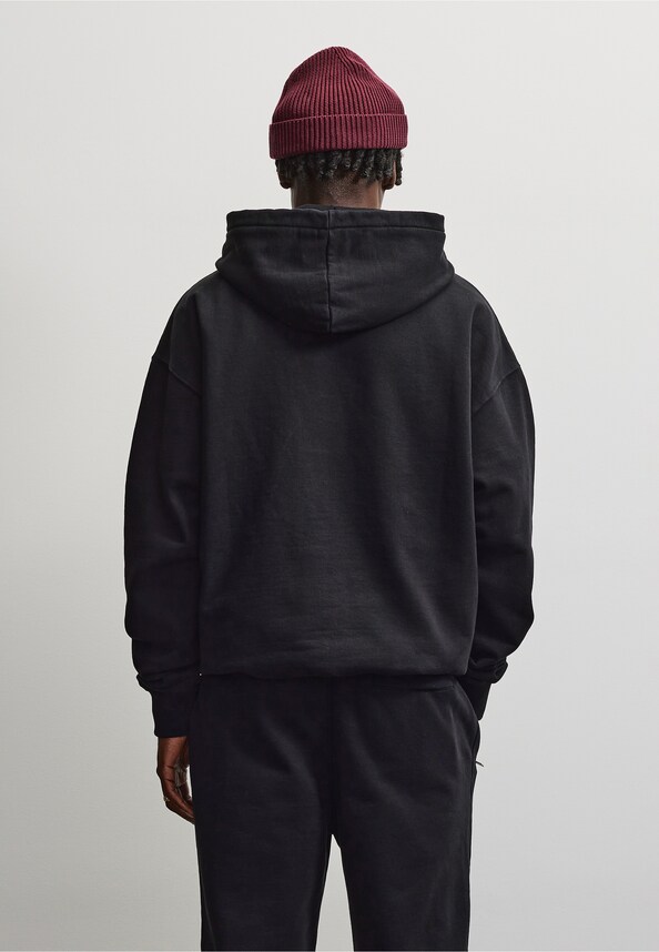 Logo Oversized-1