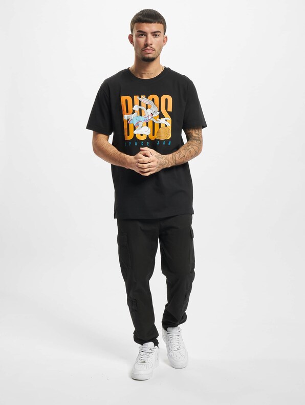 Space Jam Big Bugs Playing-4