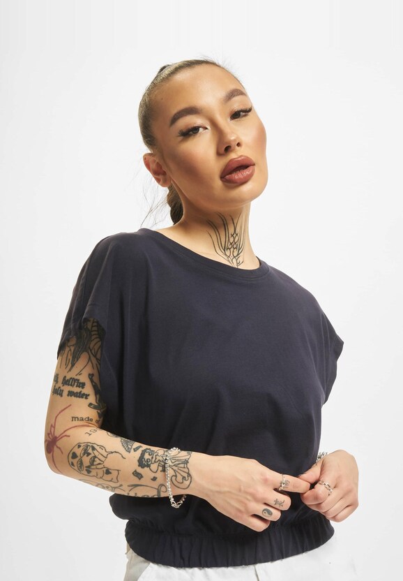 Plain Cropped-4