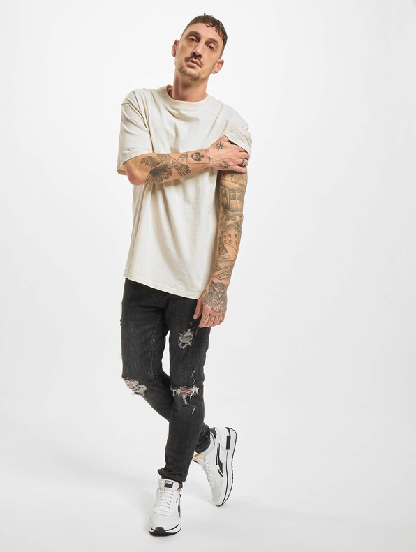 Martin -6