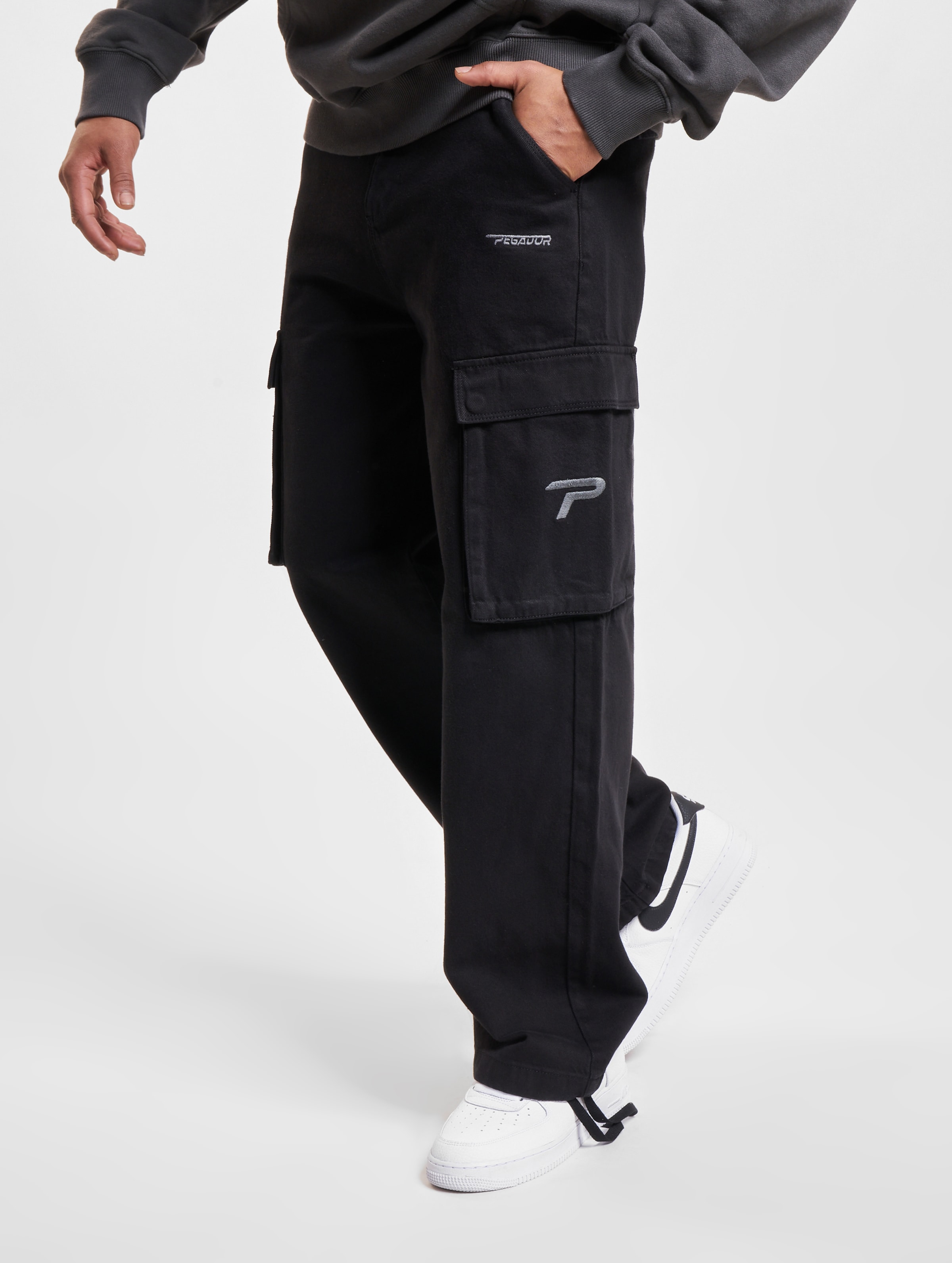 PEGADOR Paden Wide Cargo Pants Mannen op kleur zwart, Maat XL