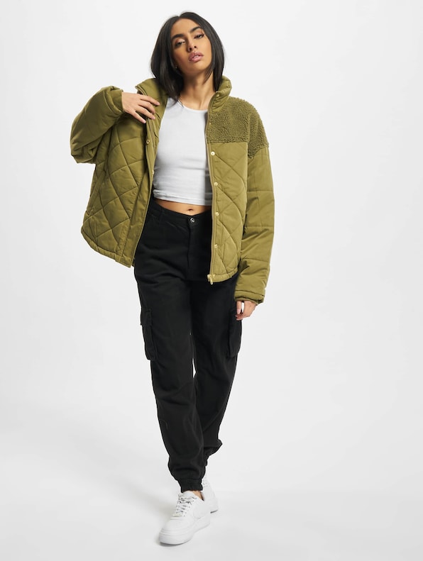 Ladies Oversized Diamond Quilt -5