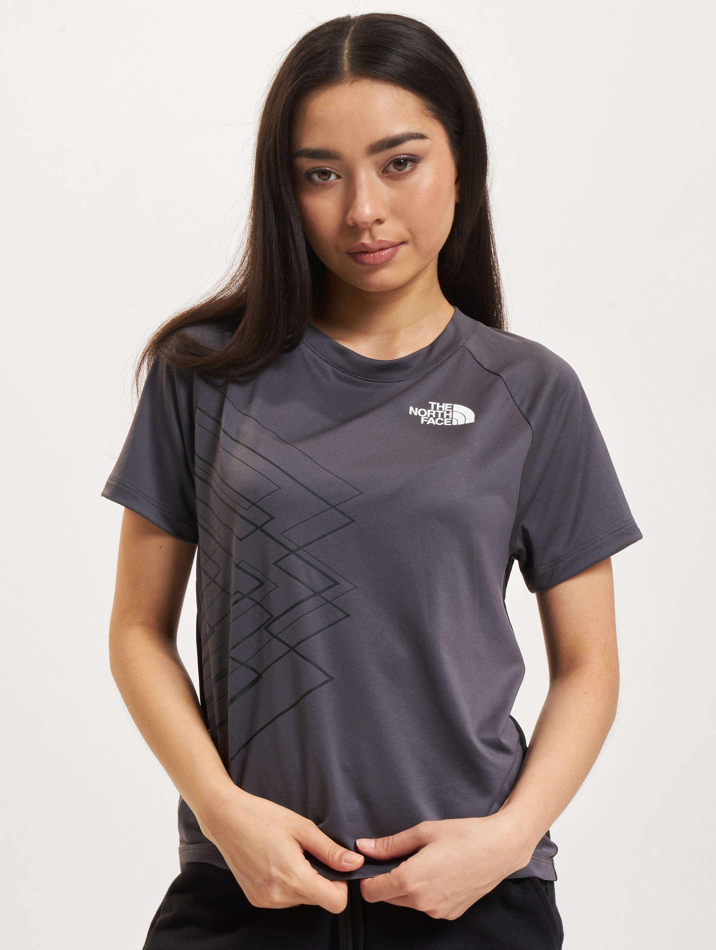 The North Face MA Graphic T-Shirts Vrouwen op kleur grijs, Maat S