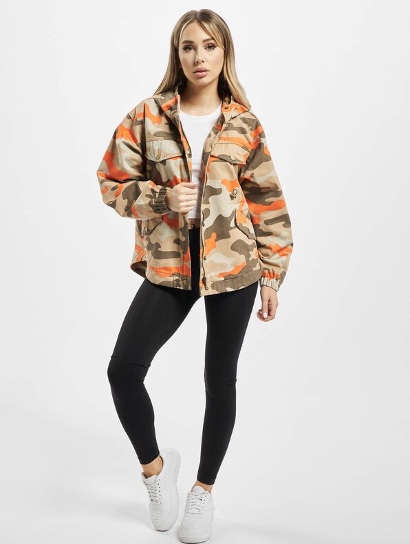 Ladies Oversized Camo-5