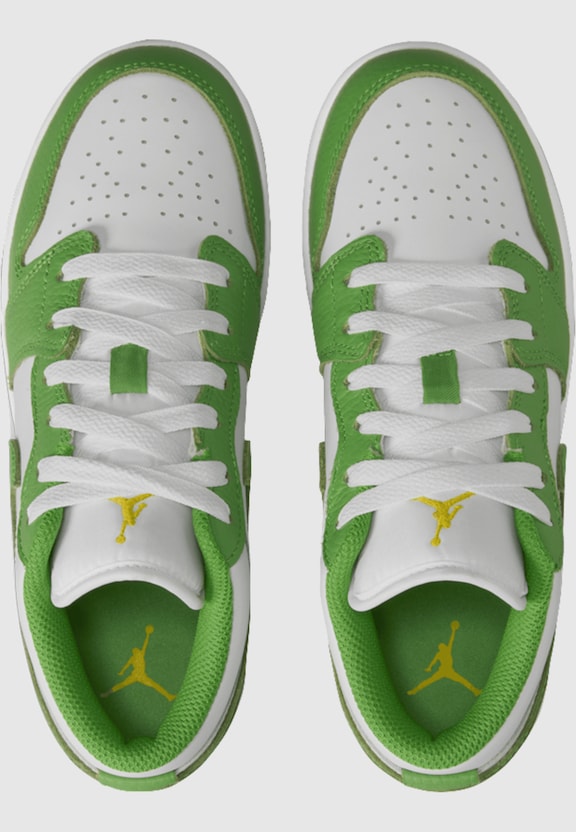 Air Jordan 1 Low SE BG (GS)-4