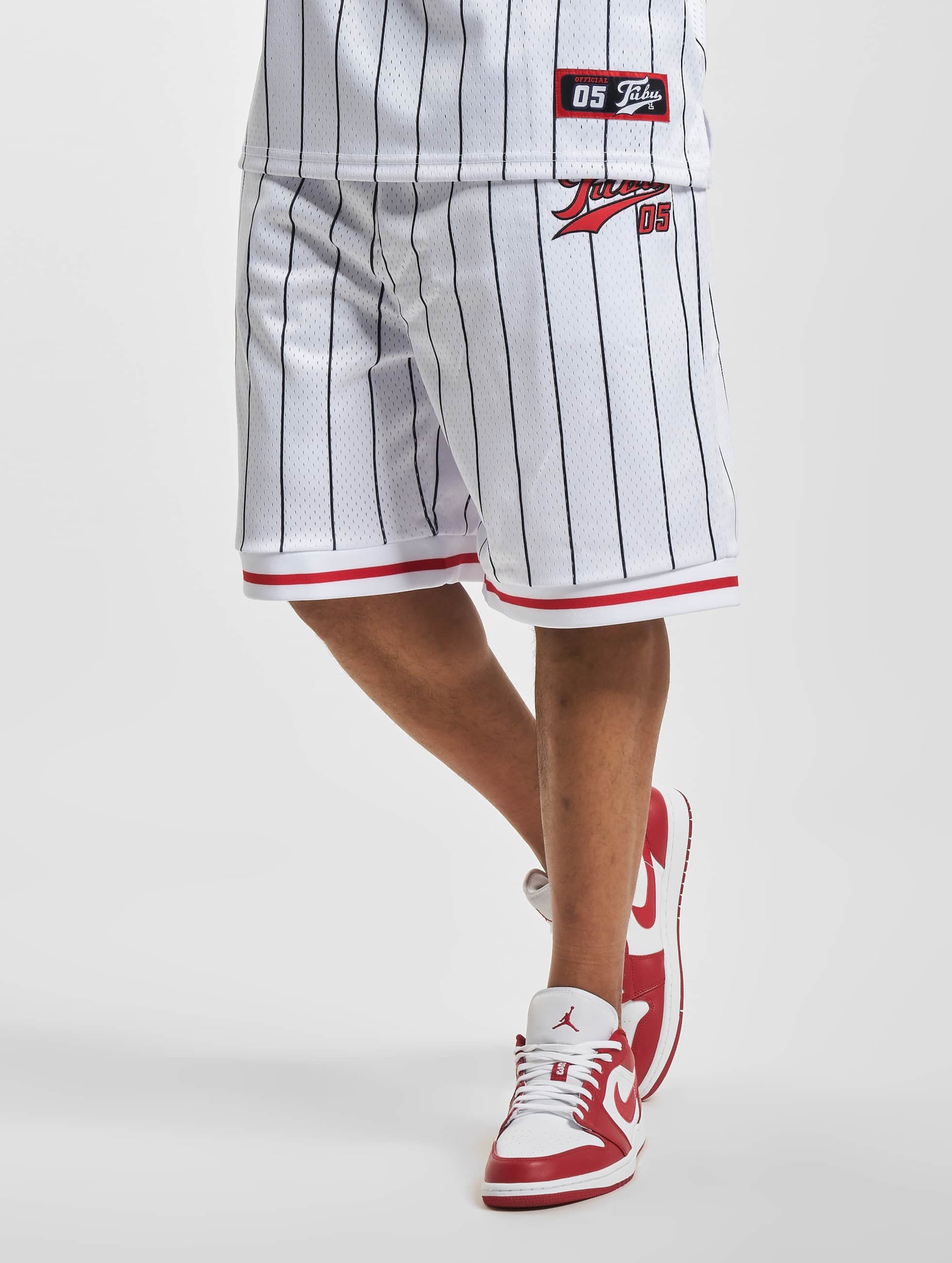 Fubu FM231-006-1 FUBU Varsity Pinstriped Mesh Shorts Mannen op kleur wit, Maat XS