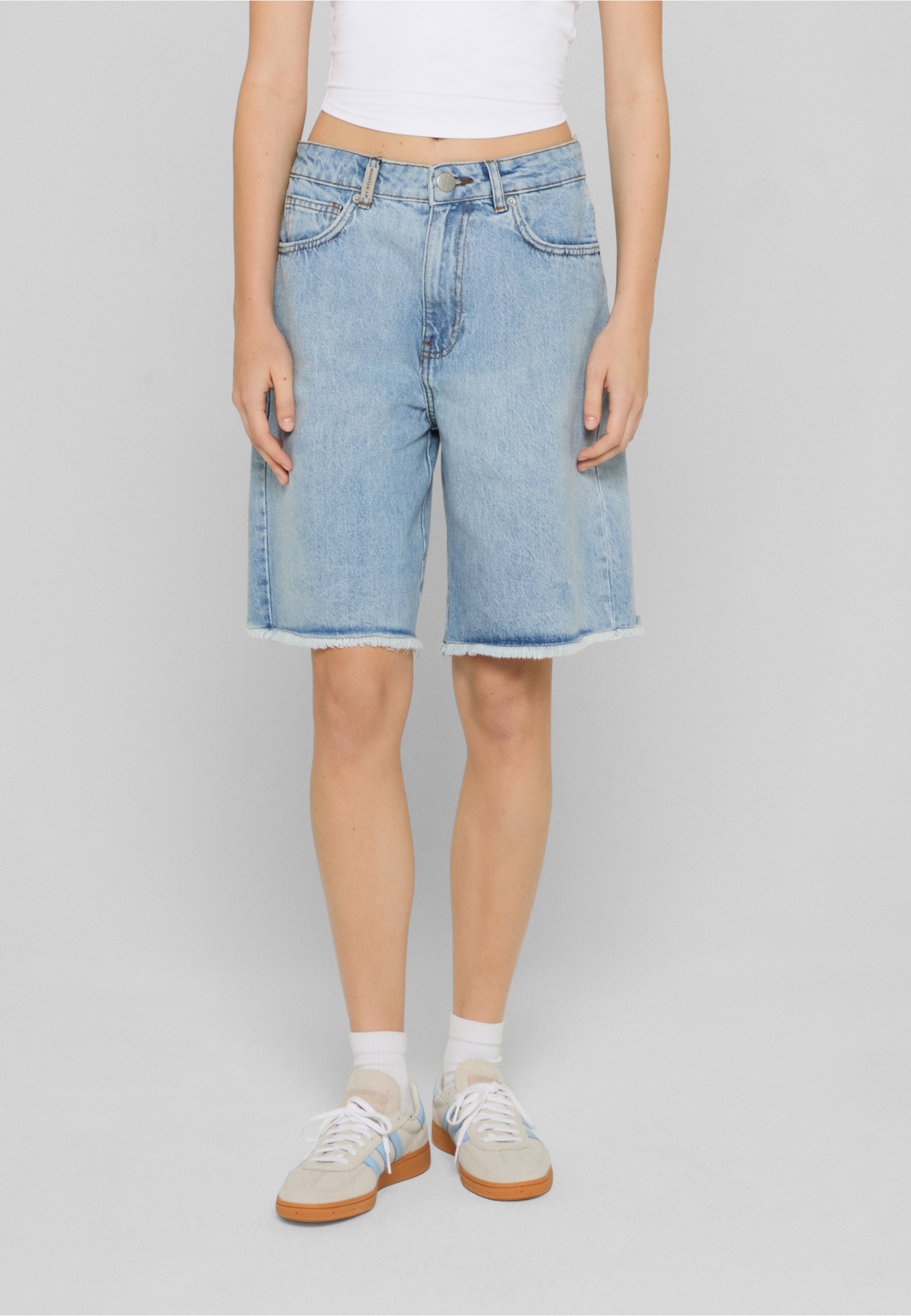 2Y Studios Tima Short