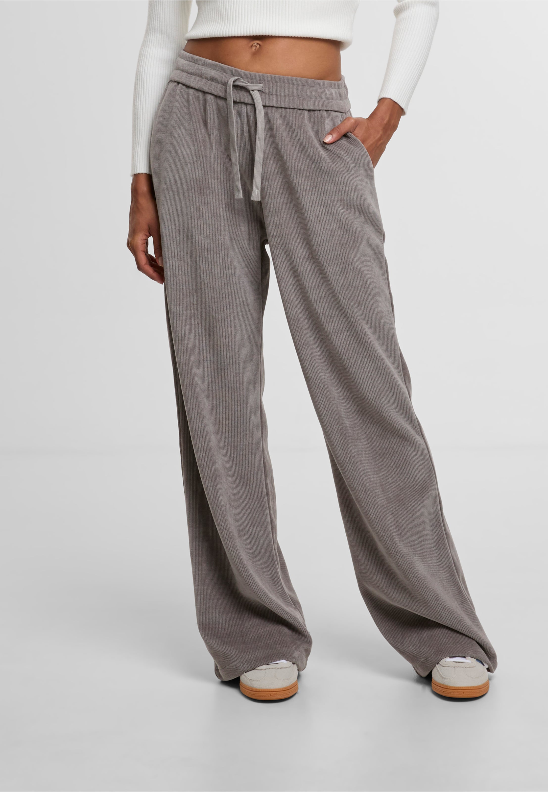 Estelou Corduroy Wideleg Jogger