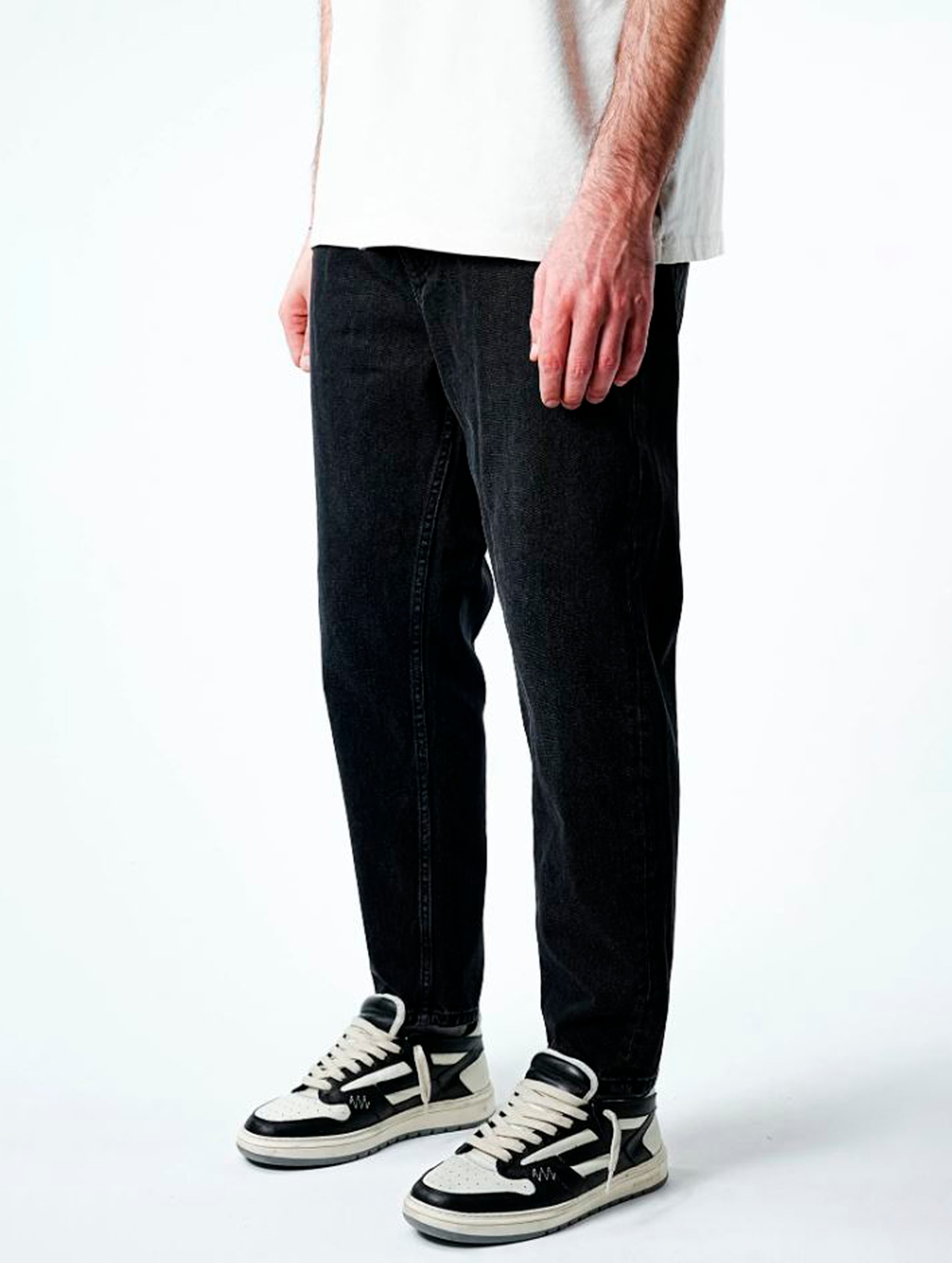 2Y Premium Faded Relaxed Straight Fit Jeans