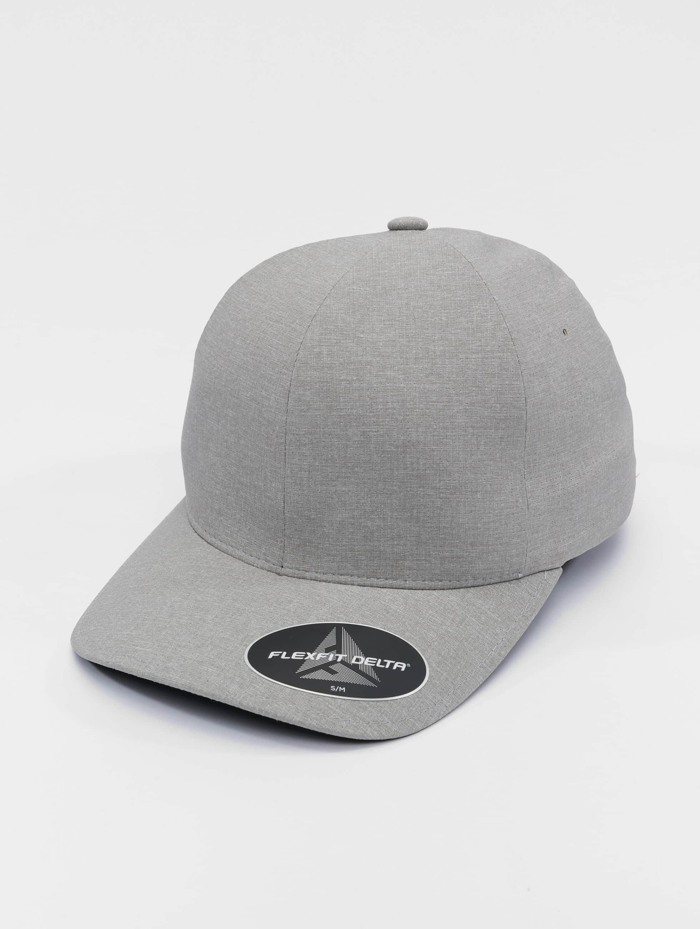 Flexfit Delta Carbon Flexfitted Cap