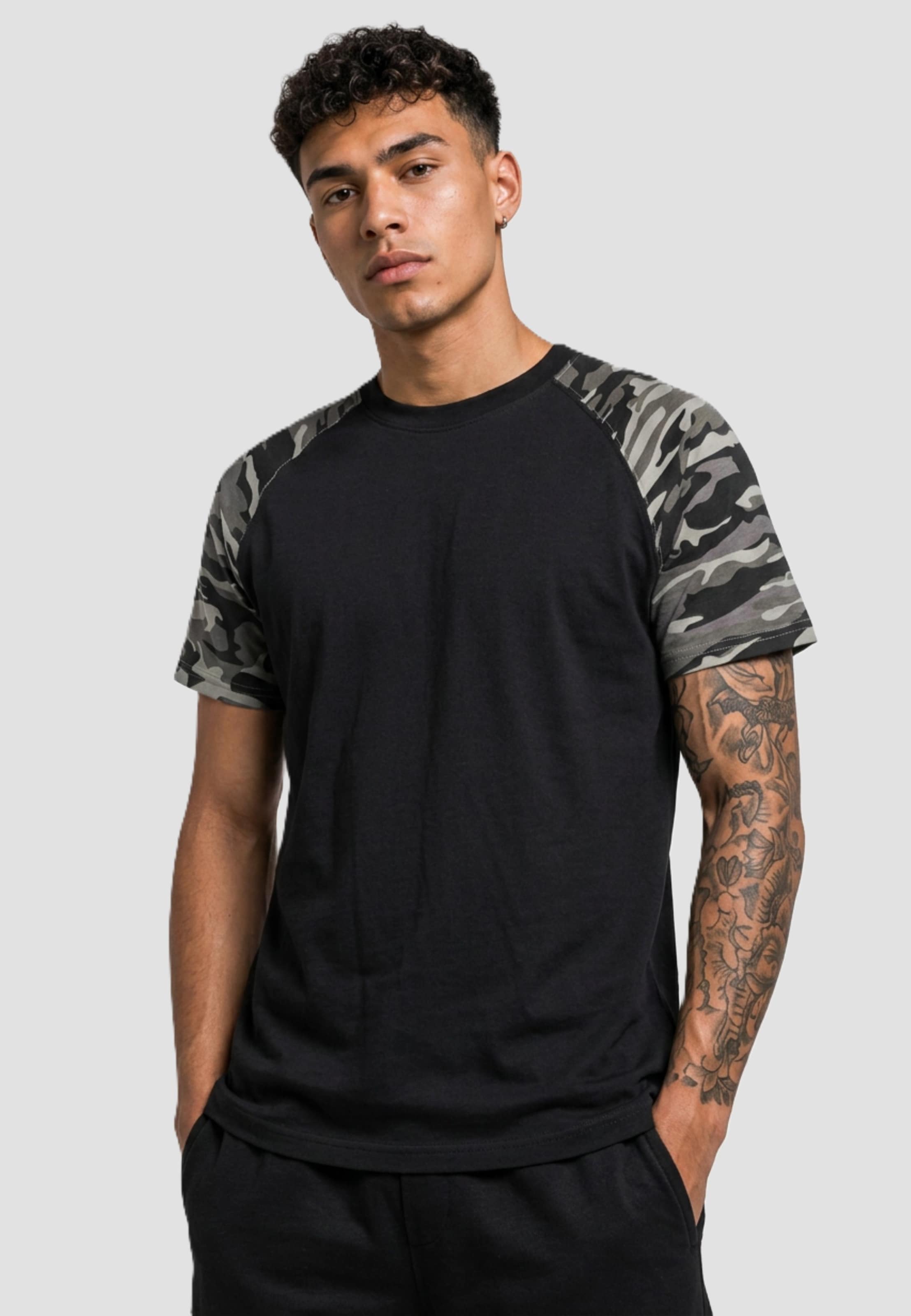 Urban Classics Raglan Contrast Tee