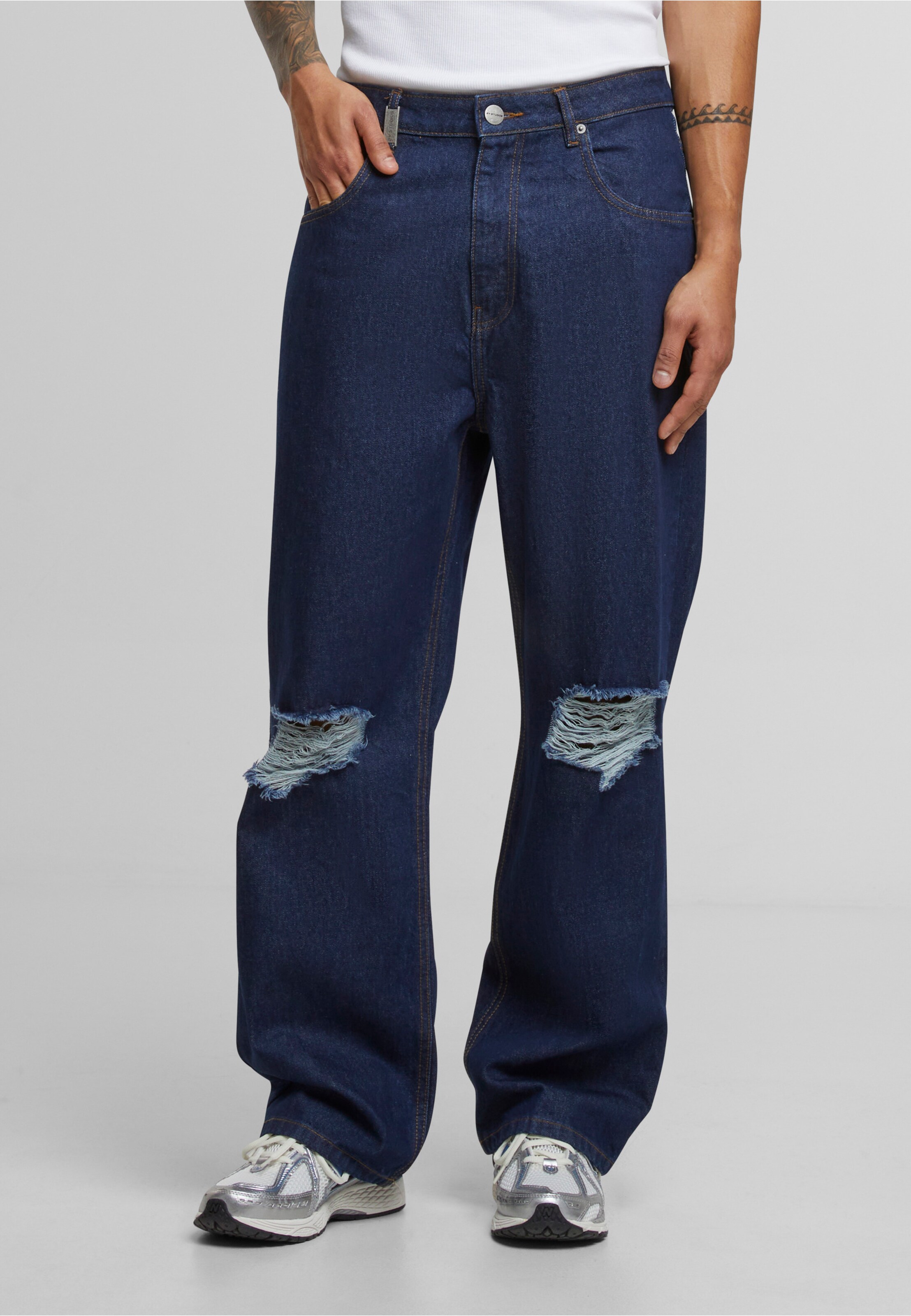 2Y Studios Anduin Ripped Baggy
