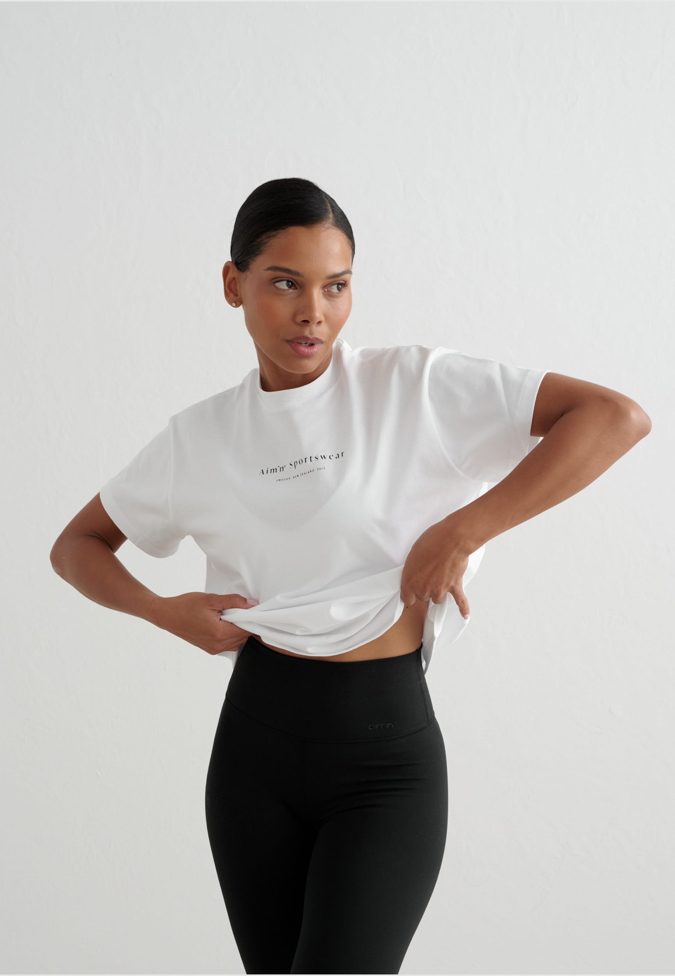 aimn aim'n Serif Boyfriend T-Shirt