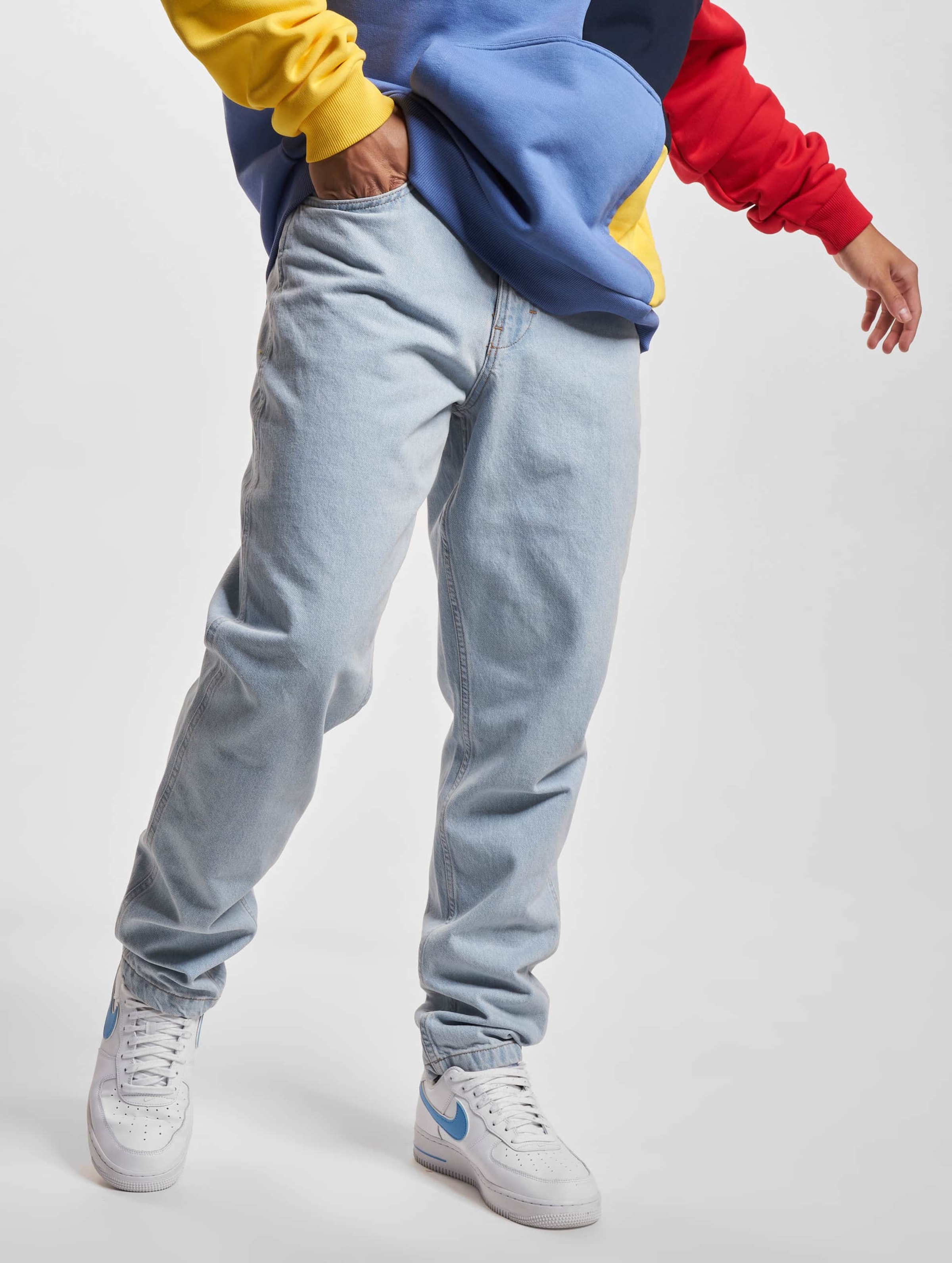 Karl Kani KMI-PL031-090-13 KK Small Signature Tapered Five Pocket Denim