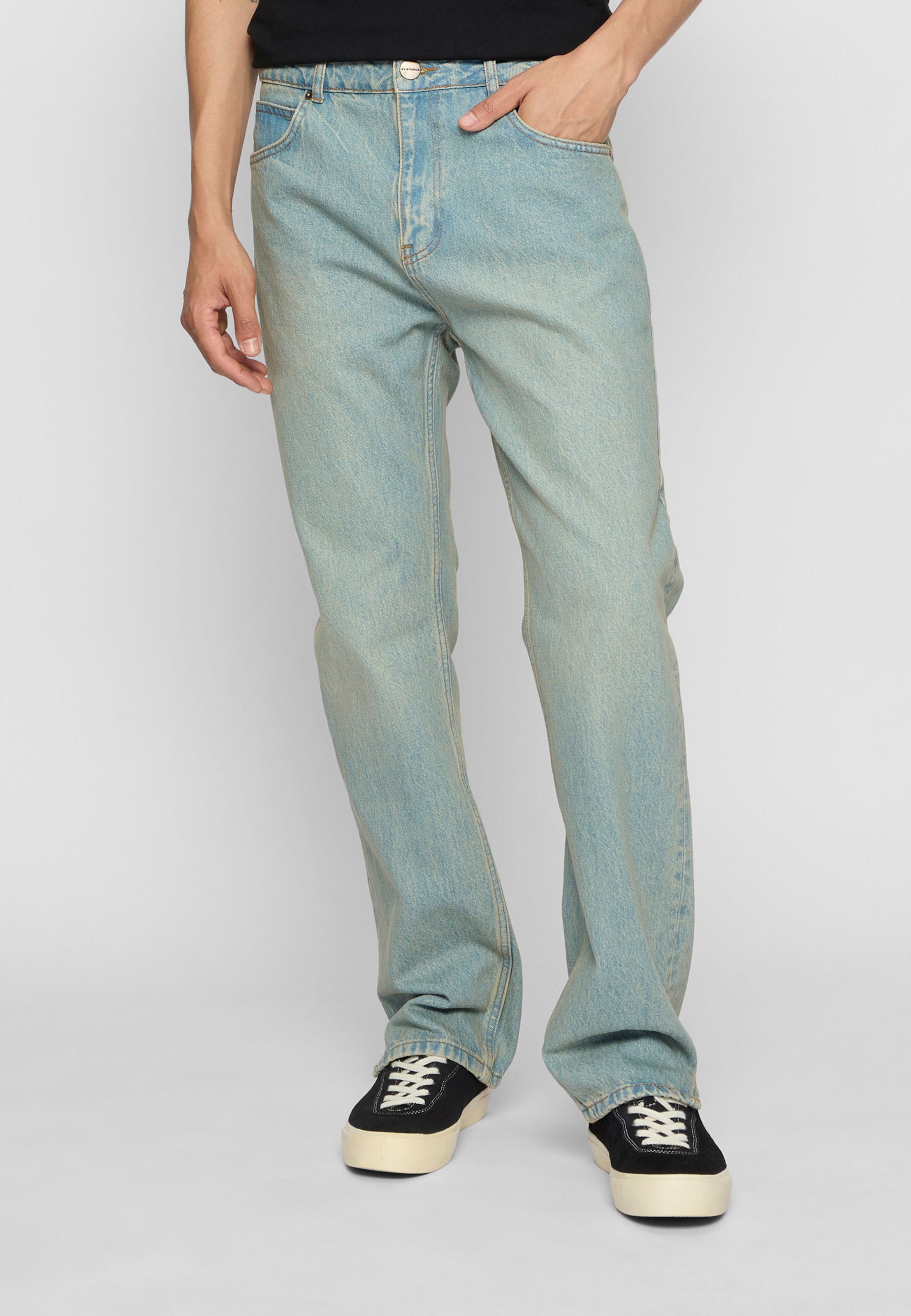2Y Studios Amaru Ankle Straight Jeans