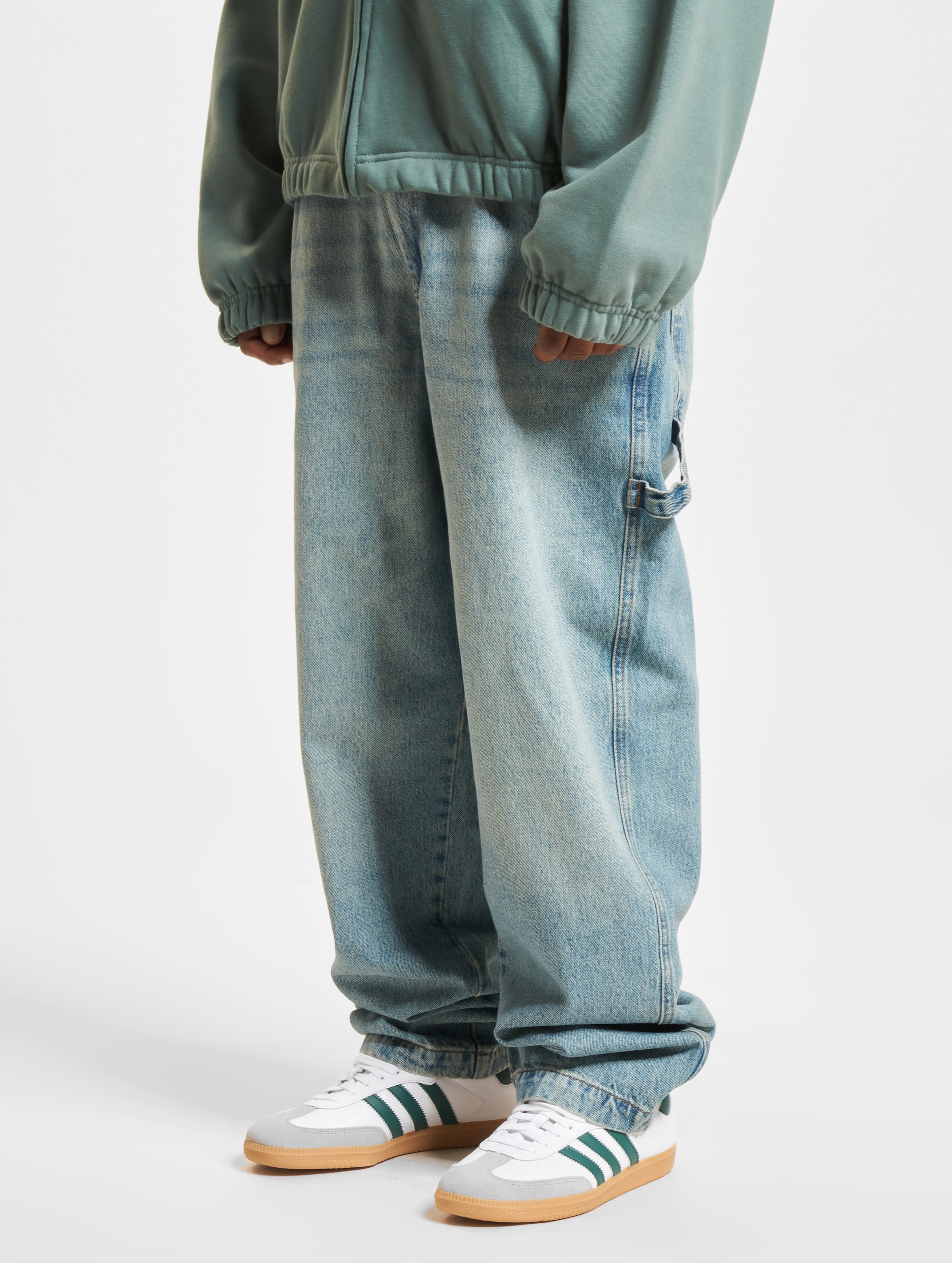 DEF Loose Fit Jeans
