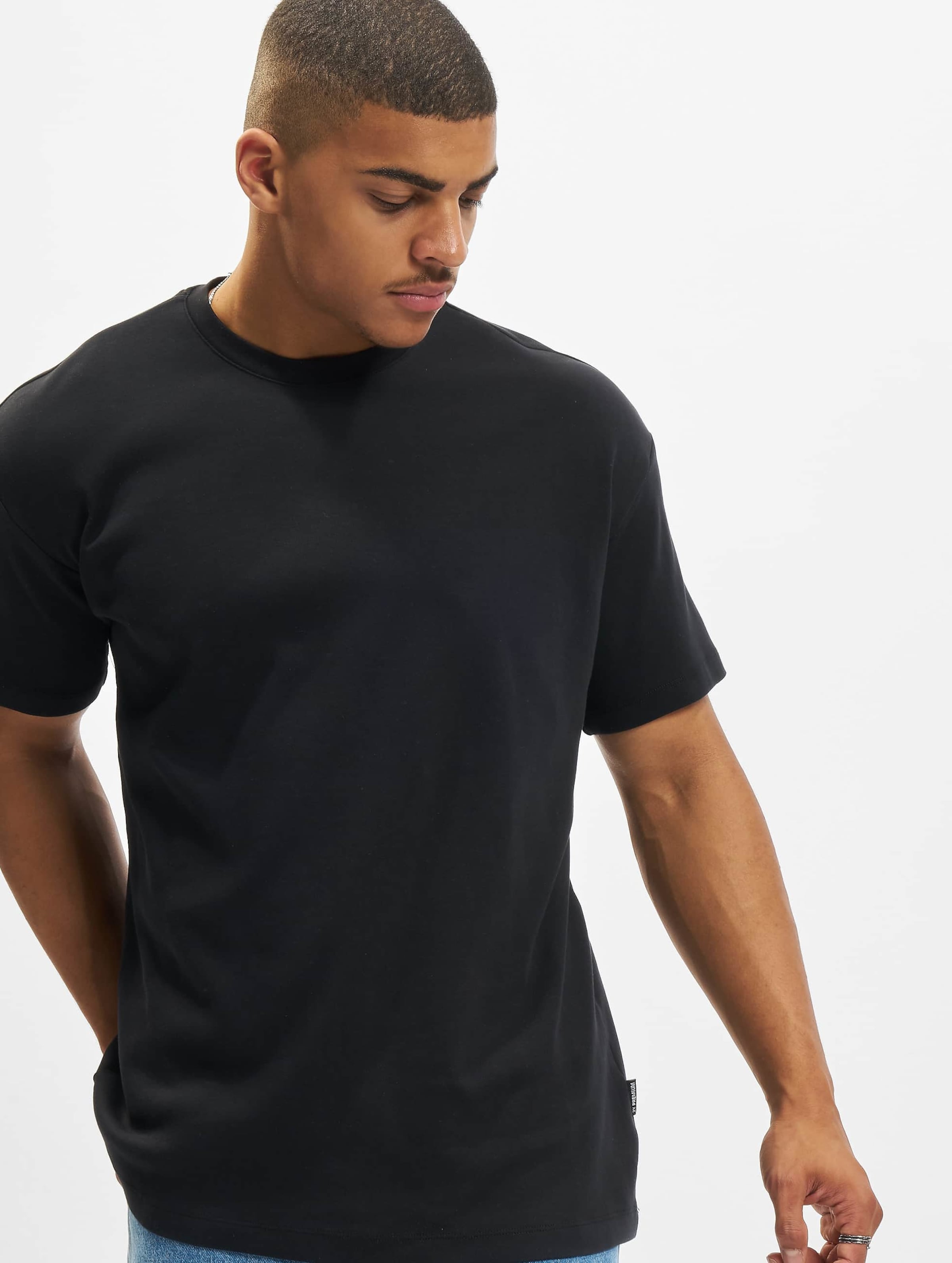 2Y Premium Guido T-Shirt