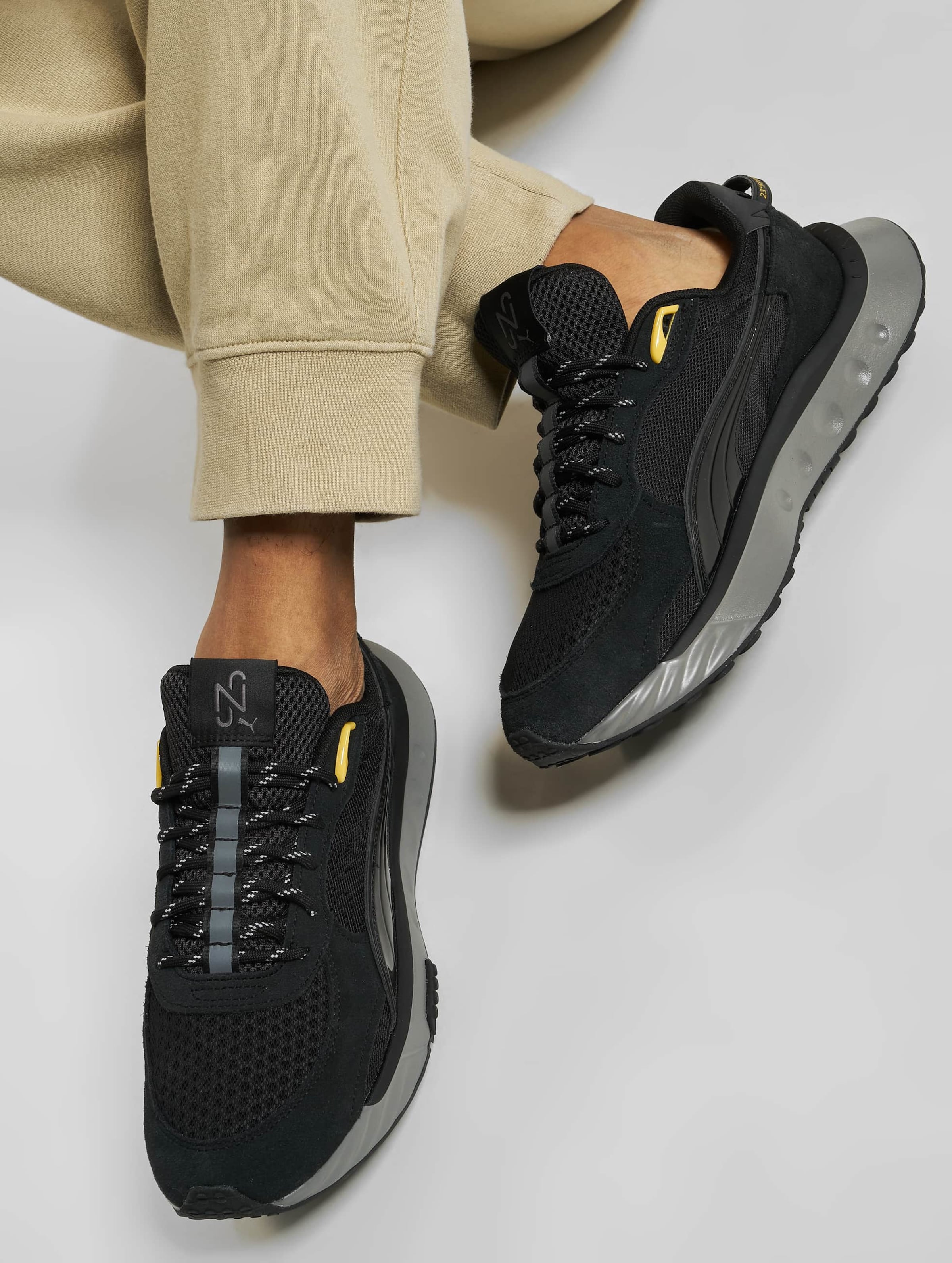 Puma Wild Rider Sneaker