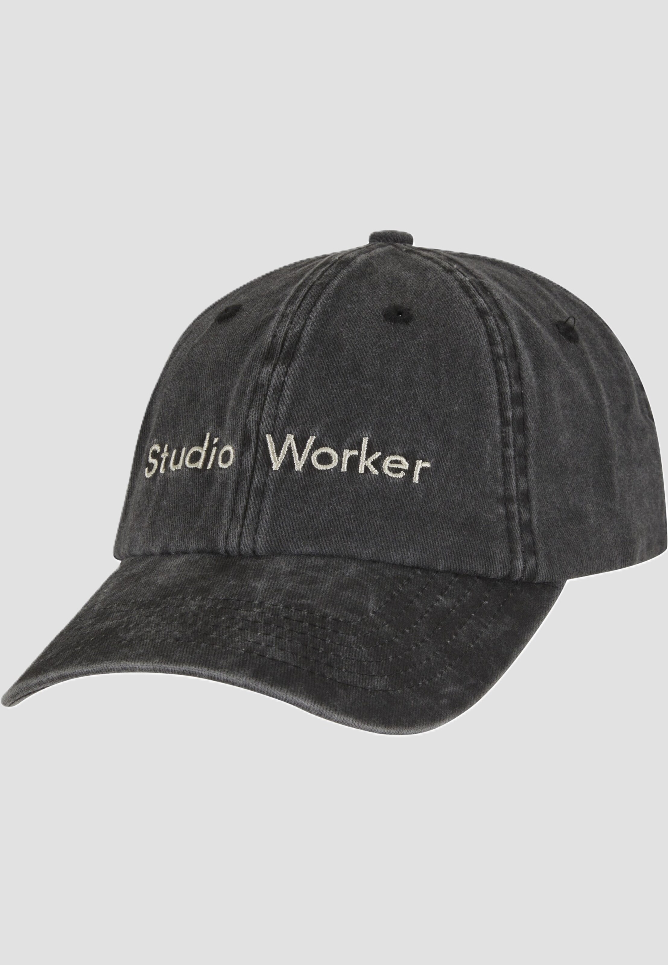 Pica Studio Worker