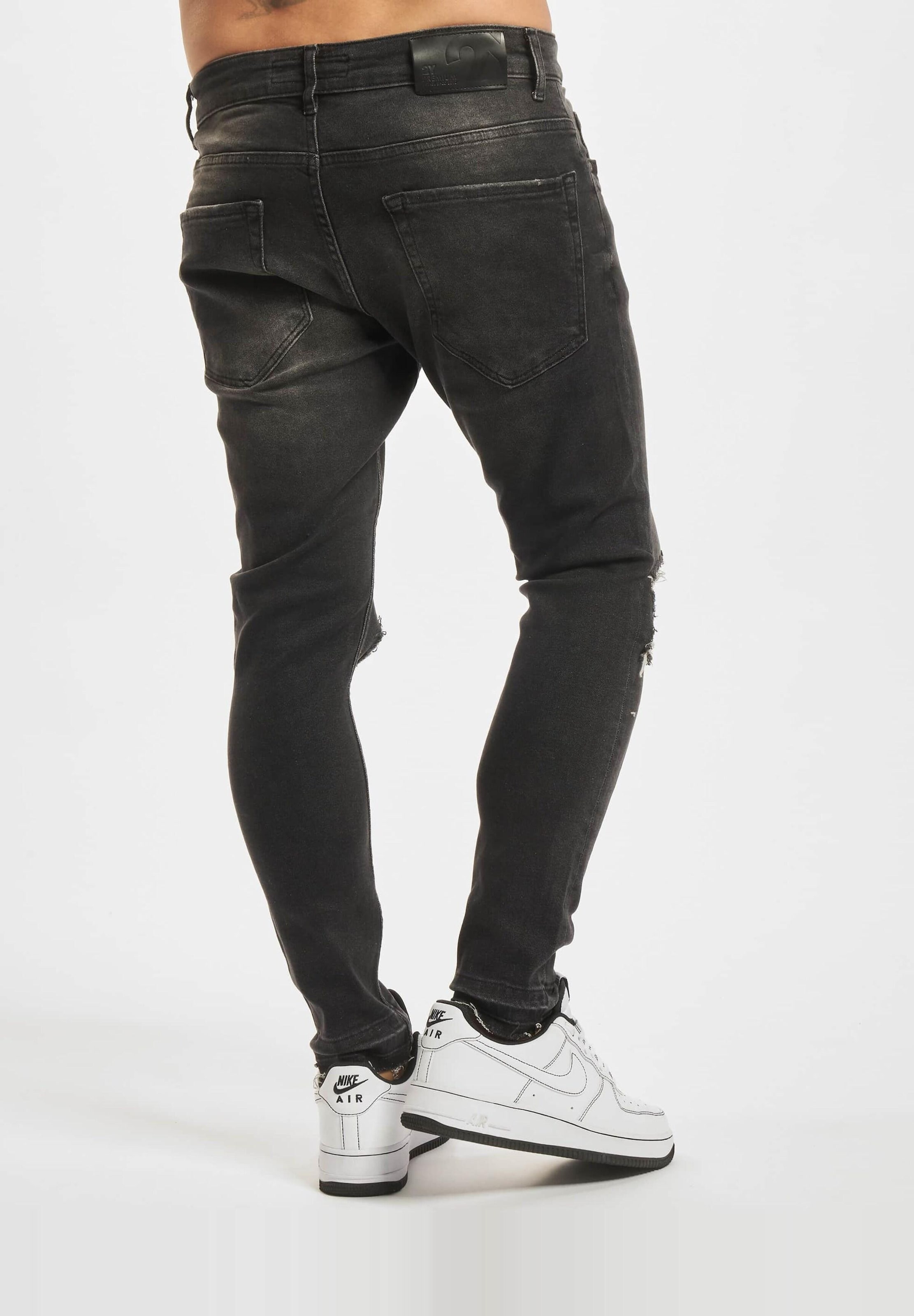2Y Premium Ari Skinny Jeans