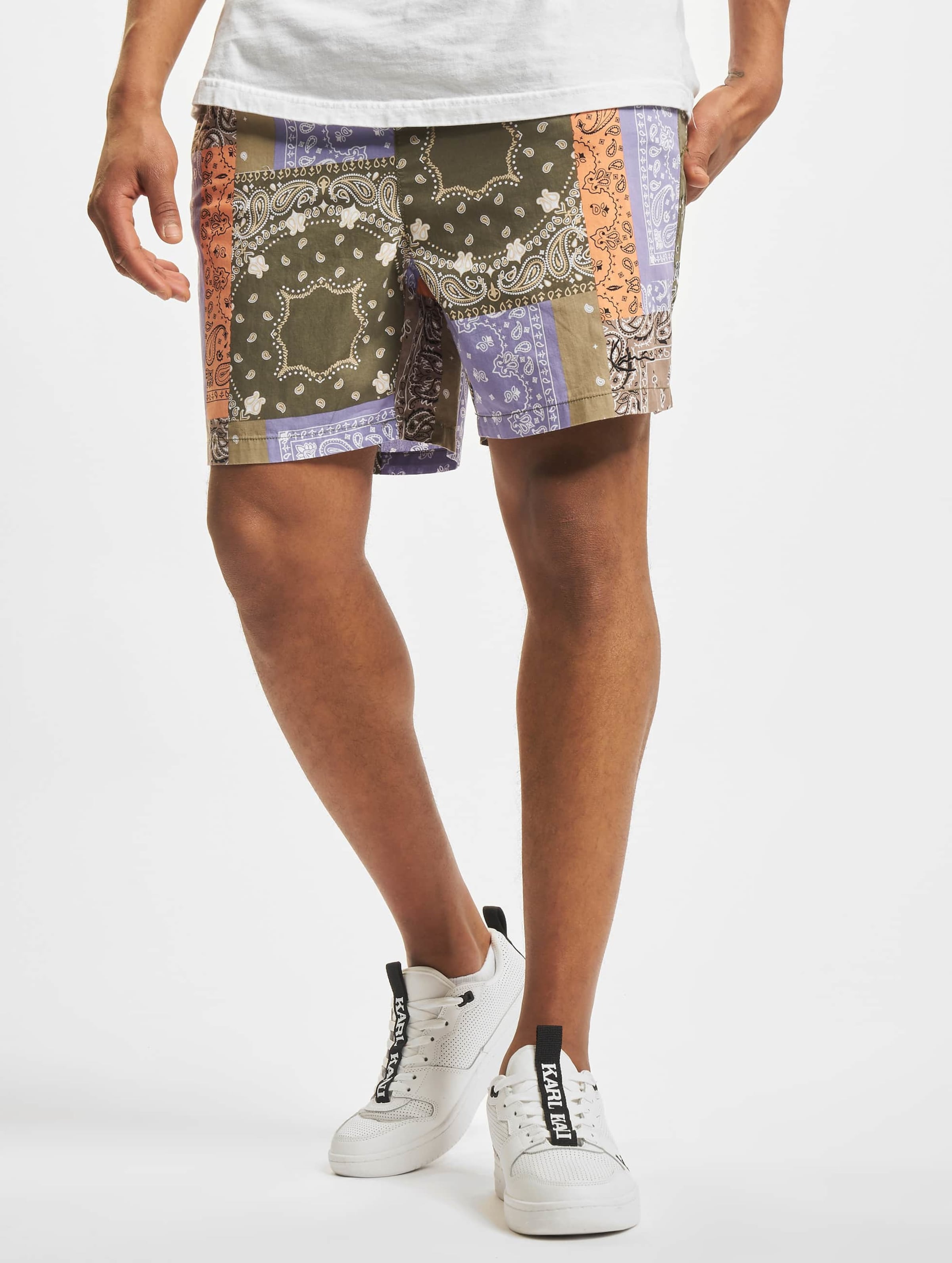 Karl Kani KM221-011-1 KK Small Signature Paisley Resort Short