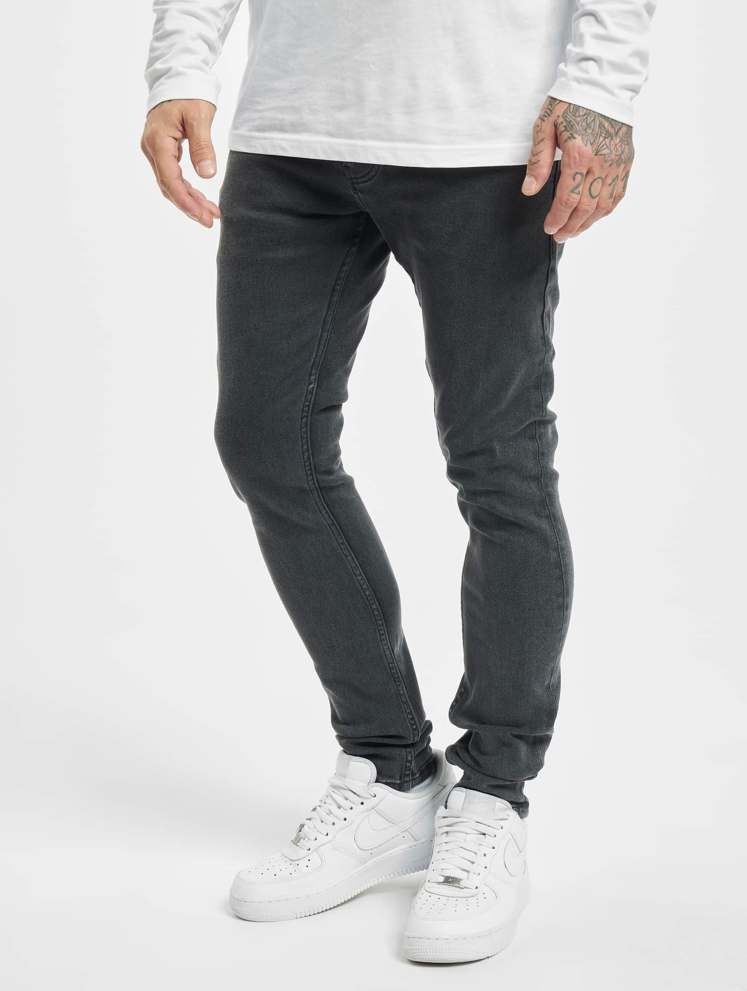 2Y Patrick Skinny Jeans