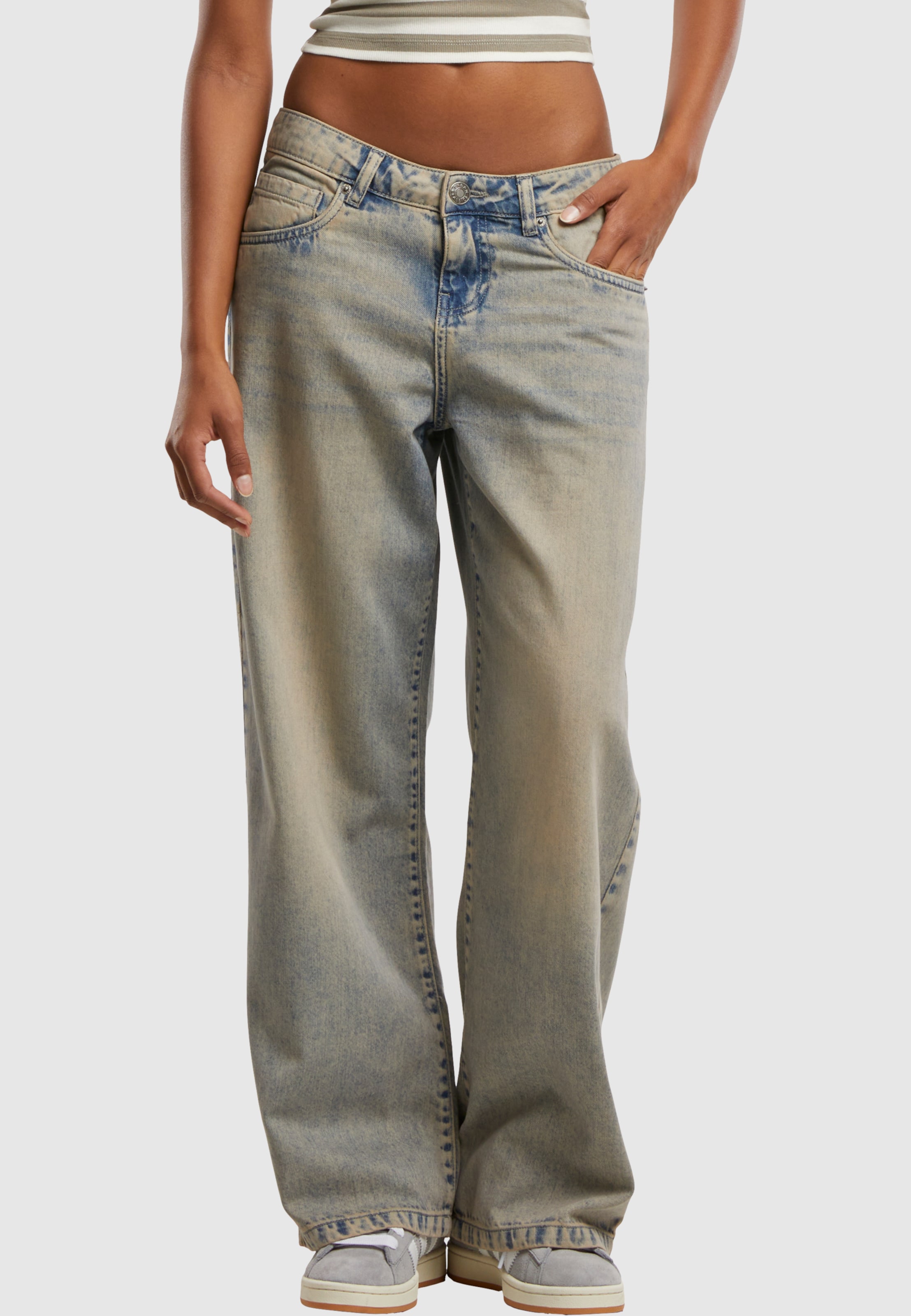 Urban Classics Ladies Low Waist Baggy Fit Denim