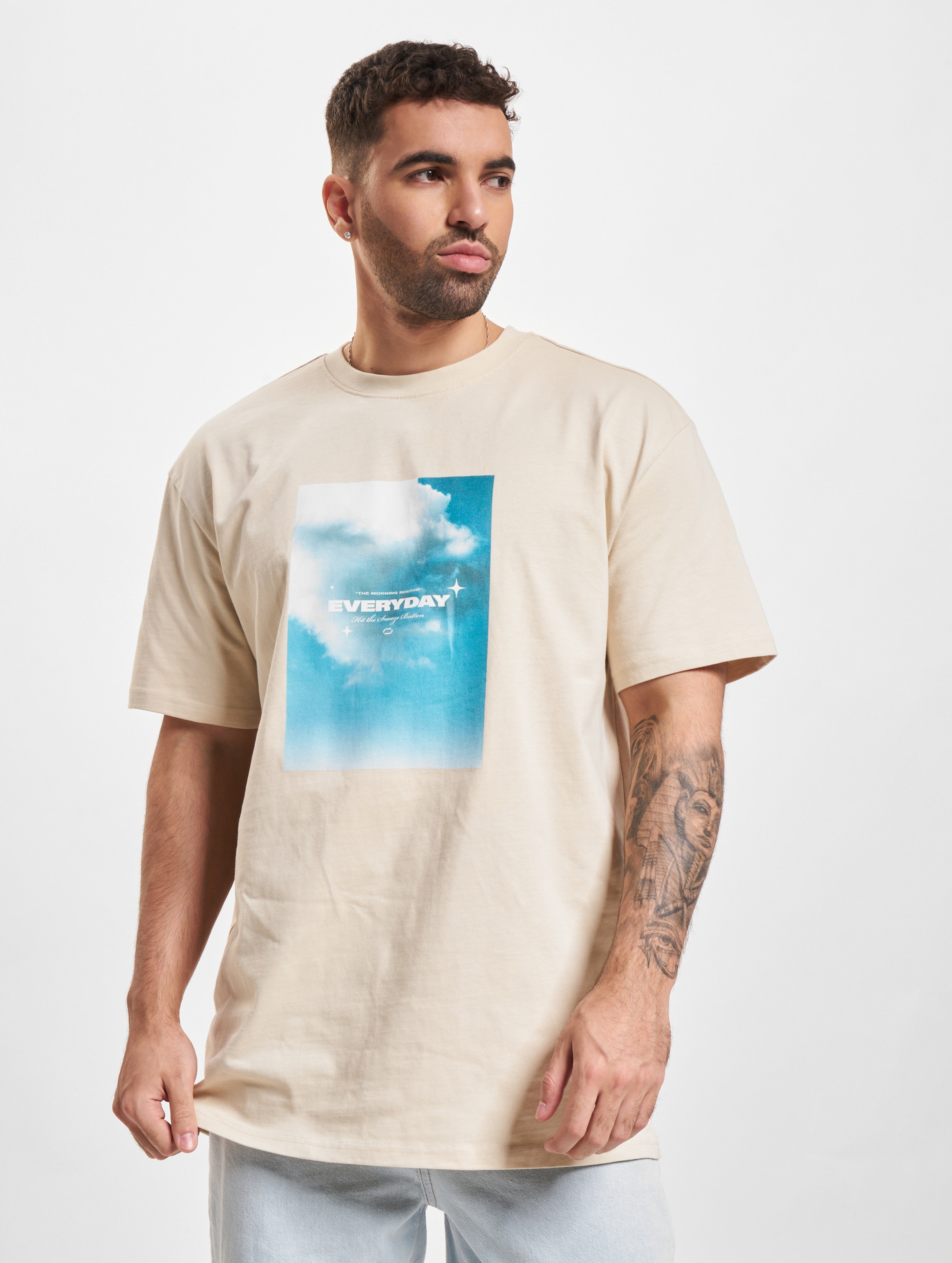Mister Tee Upscale Everyday Oversize