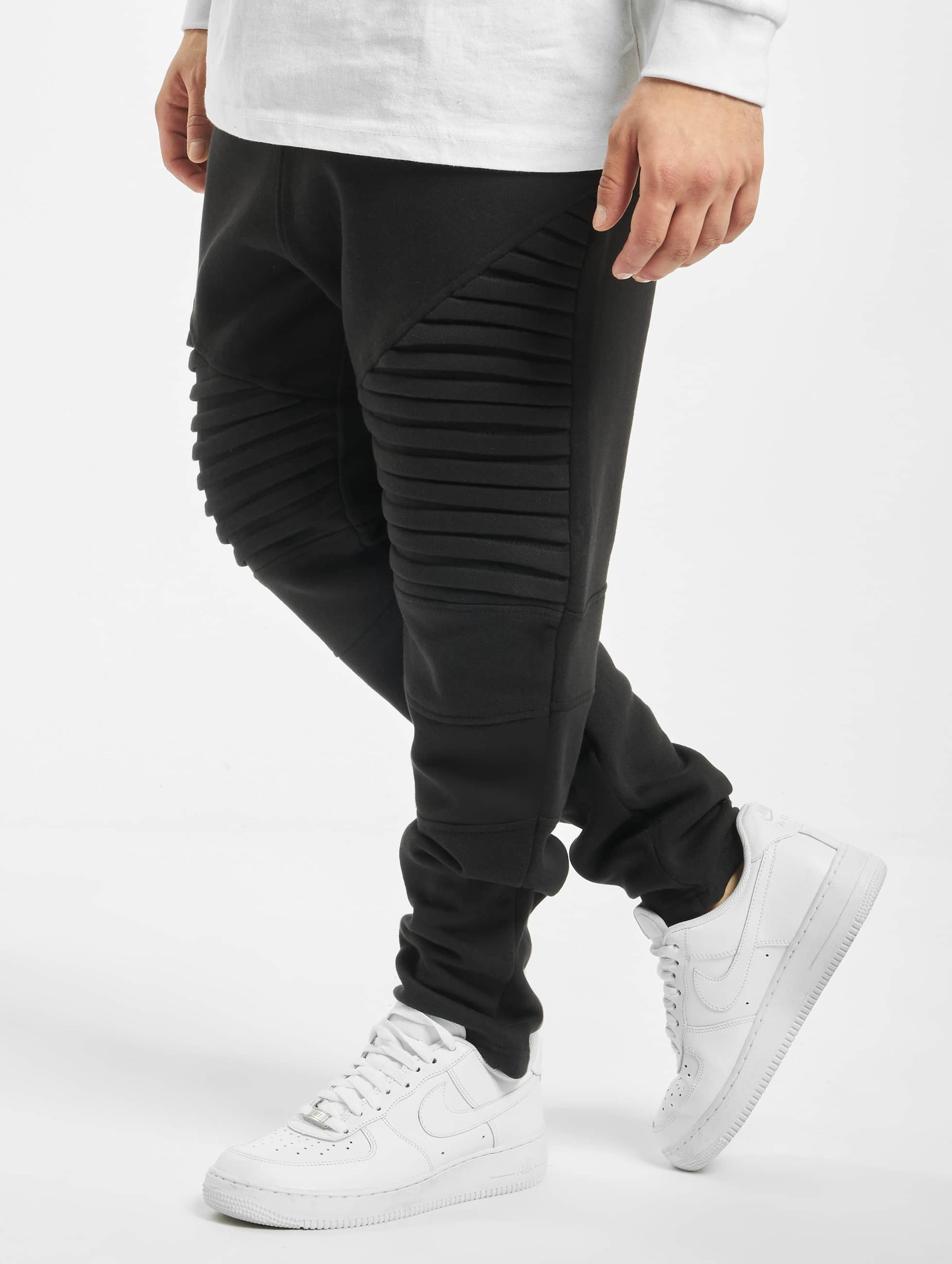 Urban Classics Pleat Sweatpants