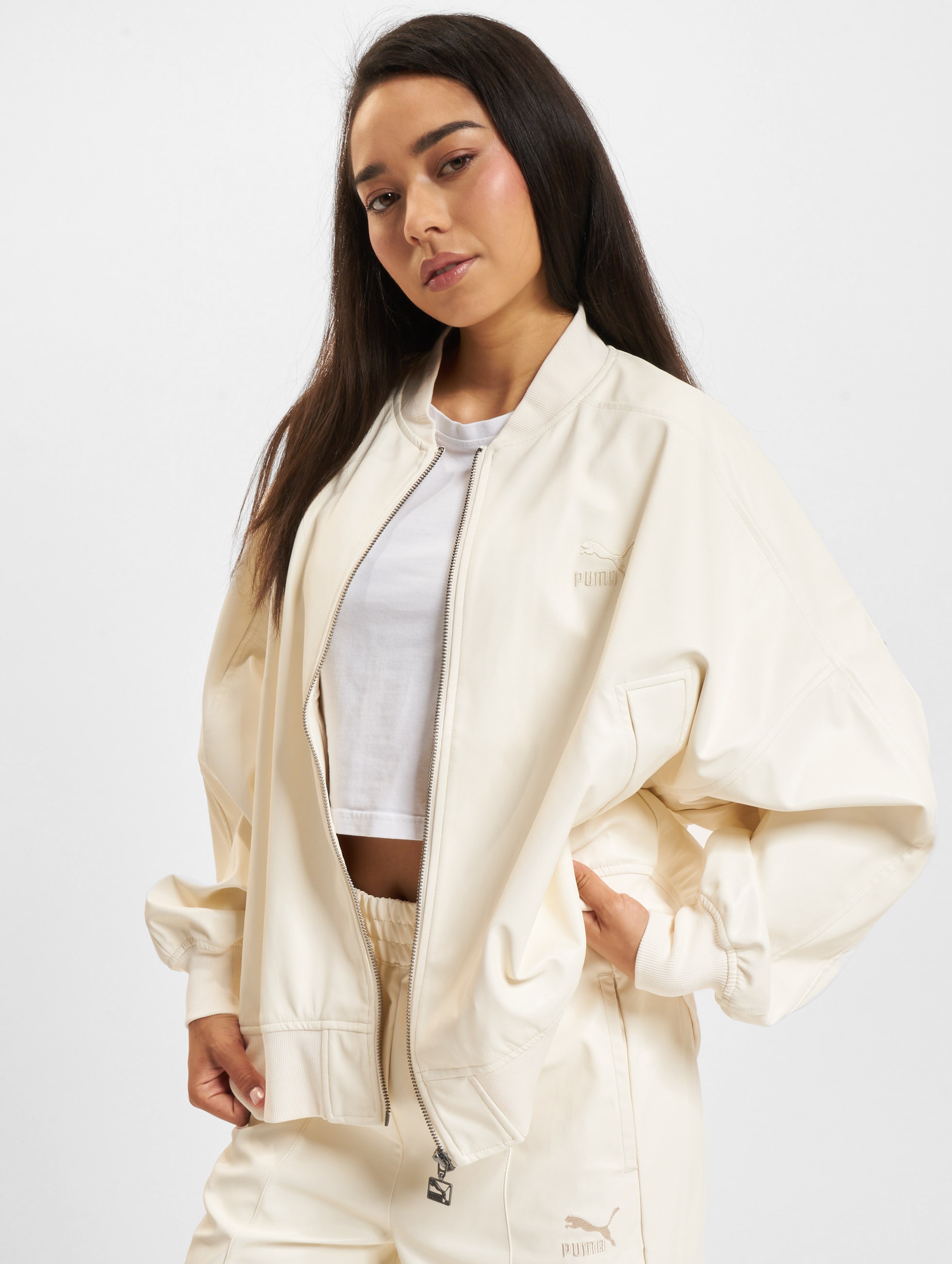 Puma T7 Oversized Faux Leather Bomberjacke
