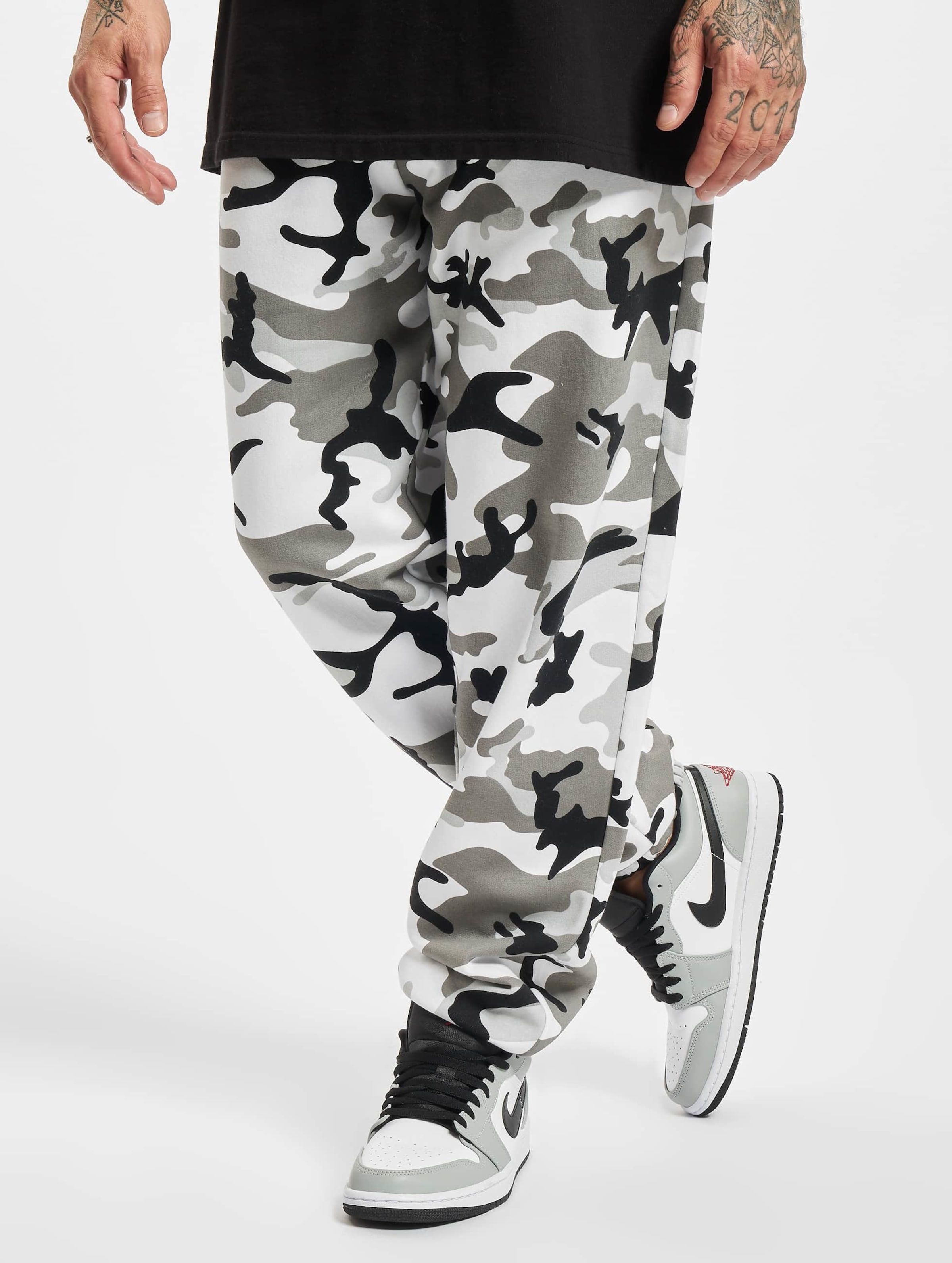 Urban Classics Basic Camo Sweatpants 2.0