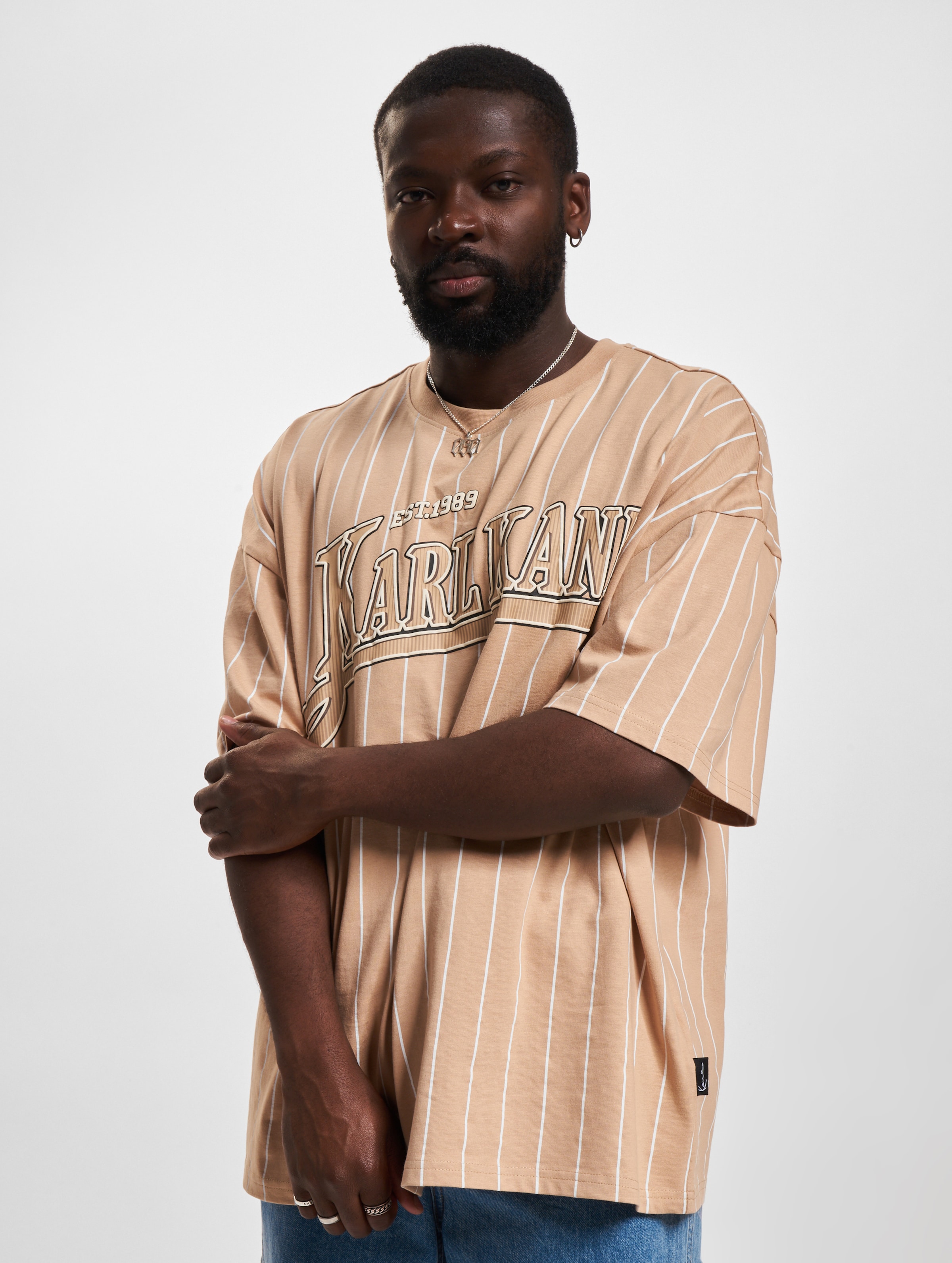 Karl Kani Trekking Boxy Pinstripe T-Shirt