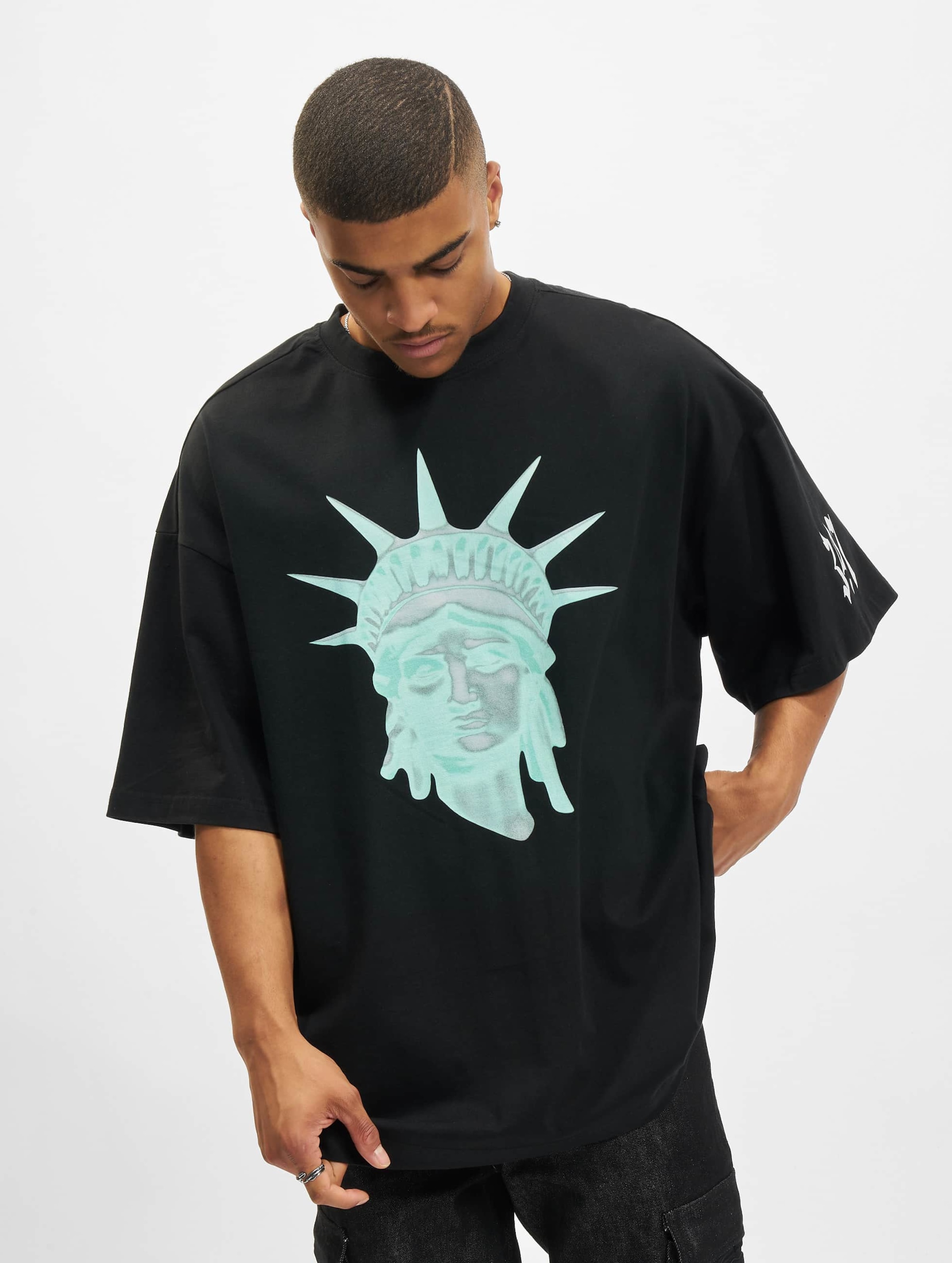 Mister Tee Liberty Huge