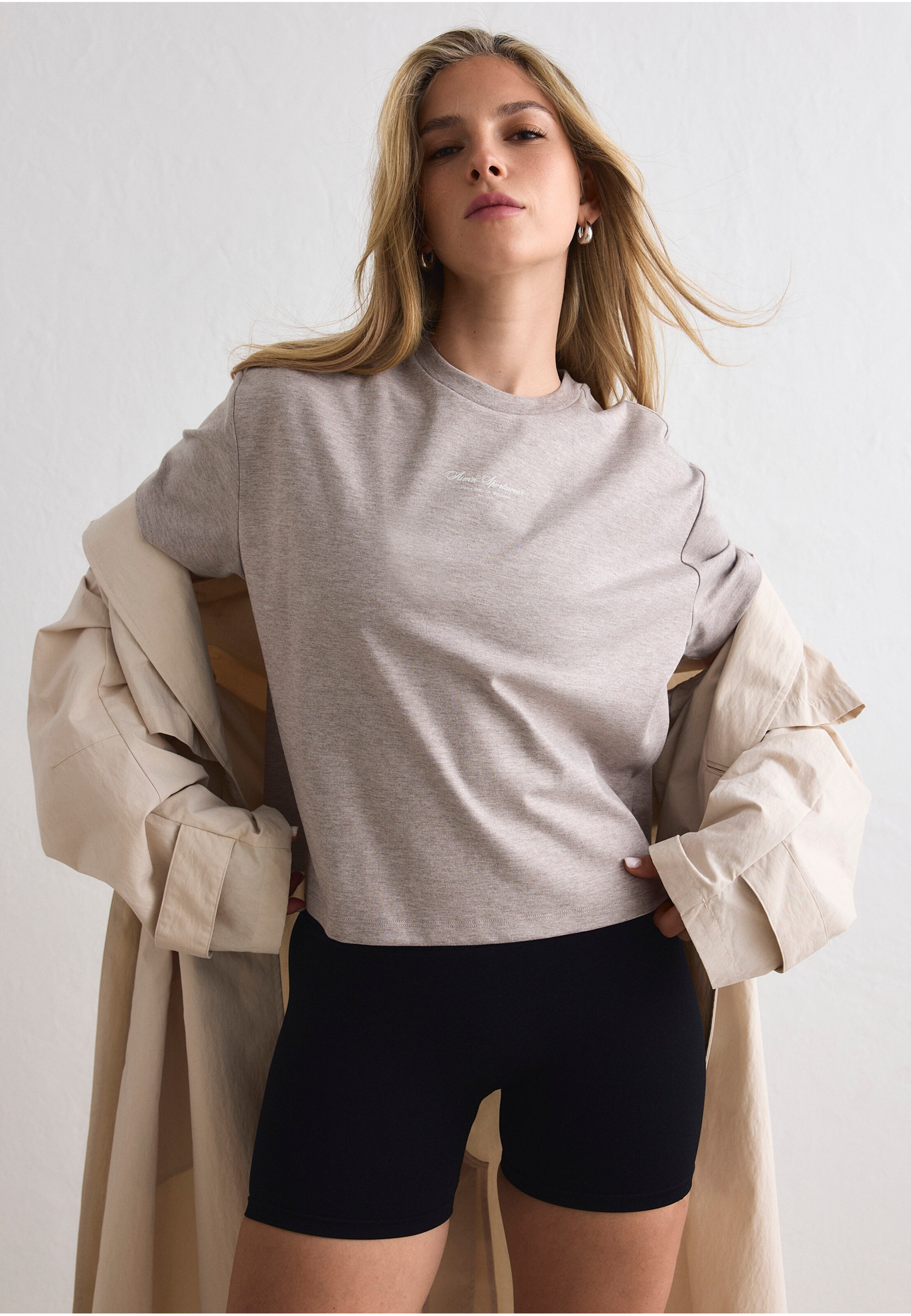 aimn Script Boxy T-shirt