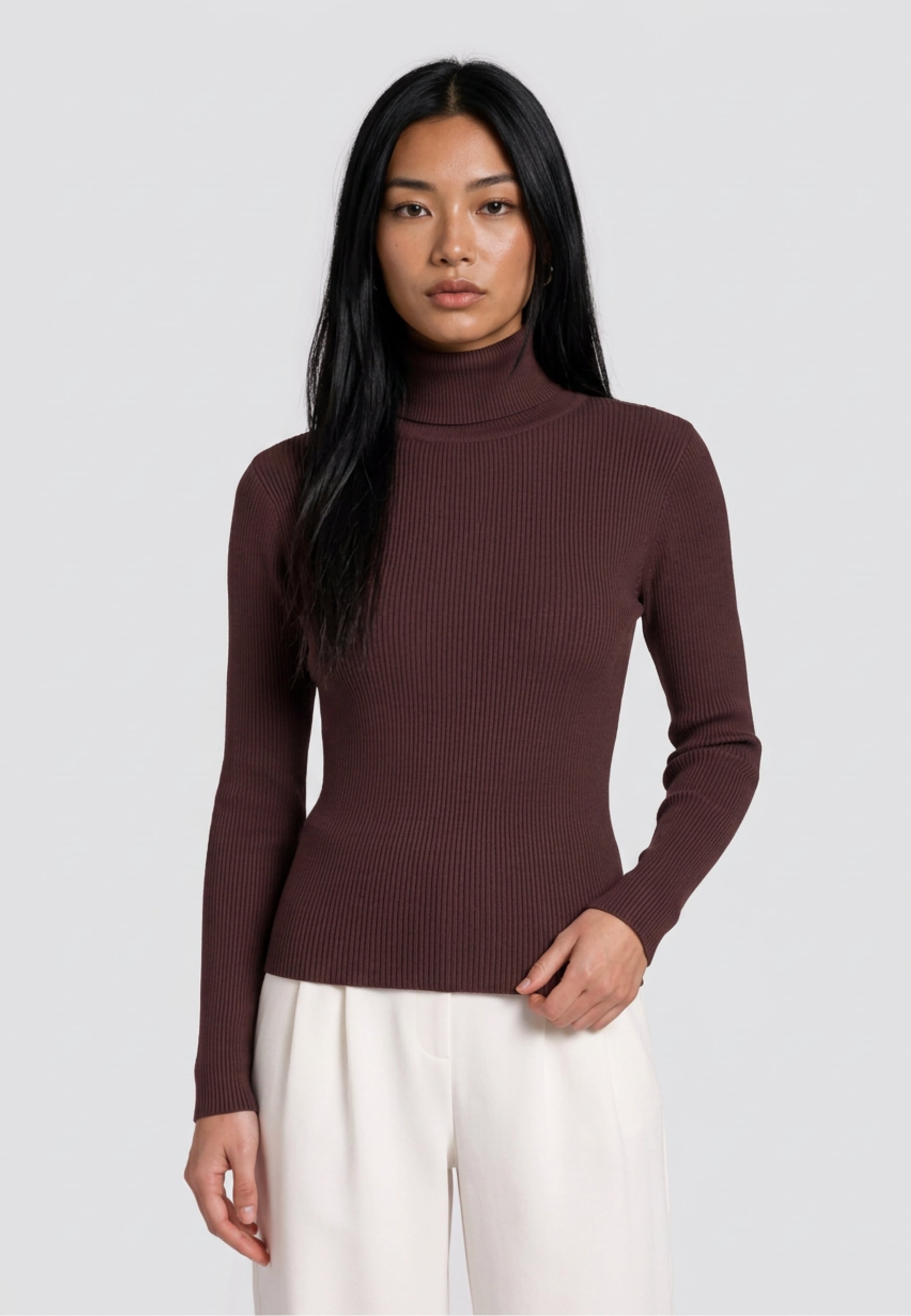 Estelou Rib turtleneck
