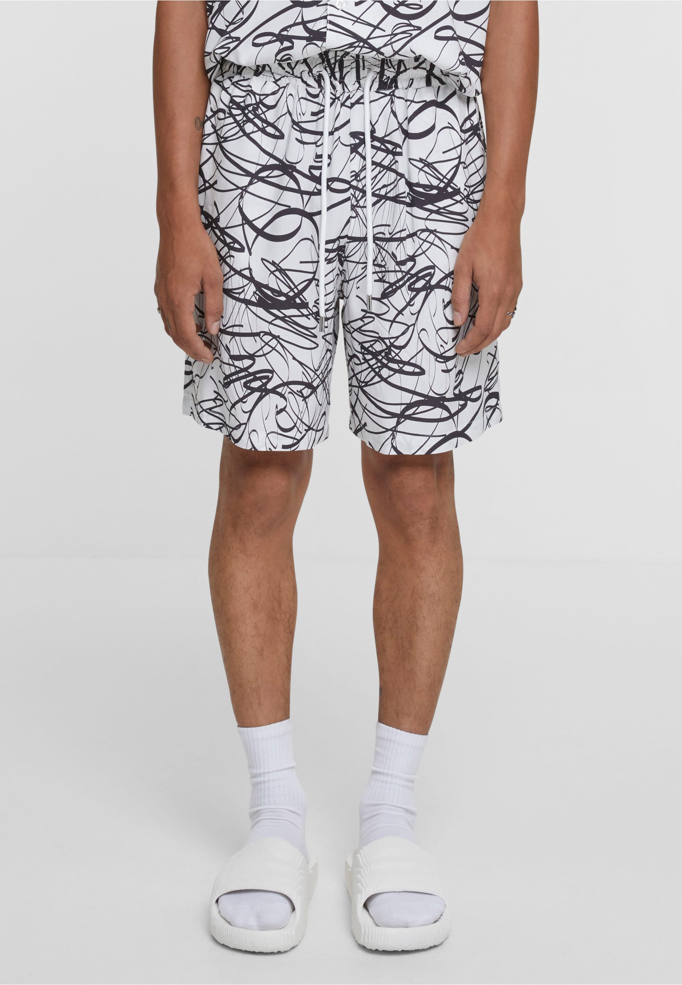 Urban Classics Viscose AOP Resort Short