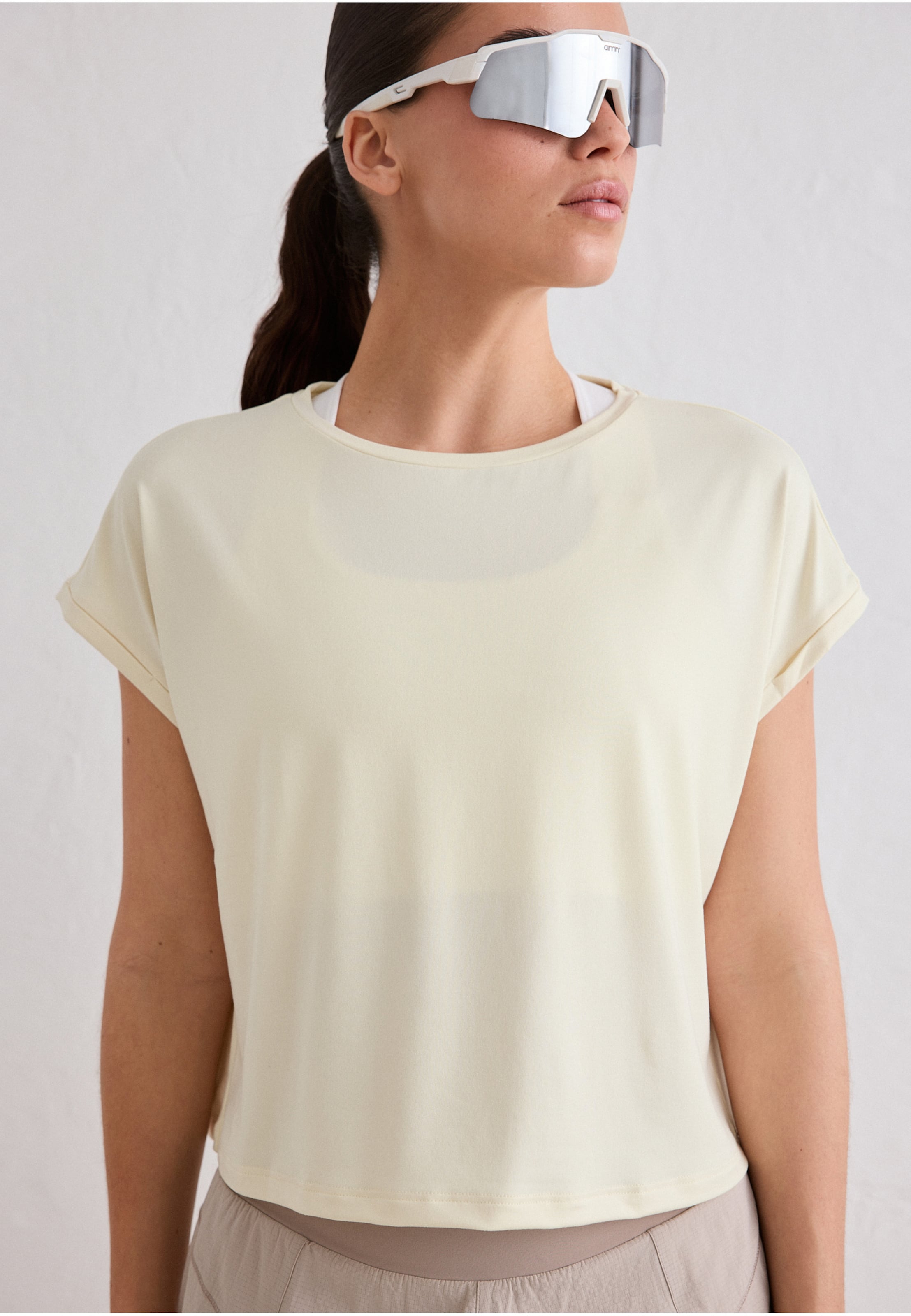 aimn Soft Basic Roll Sleeve Top