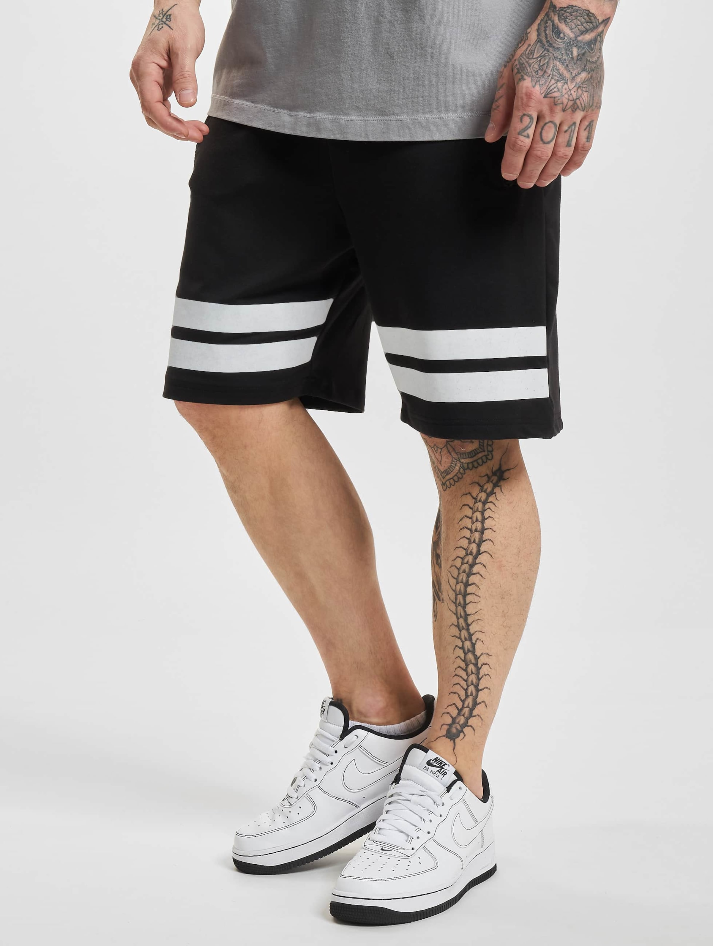 VSCT Clubwear Geomatix Short
