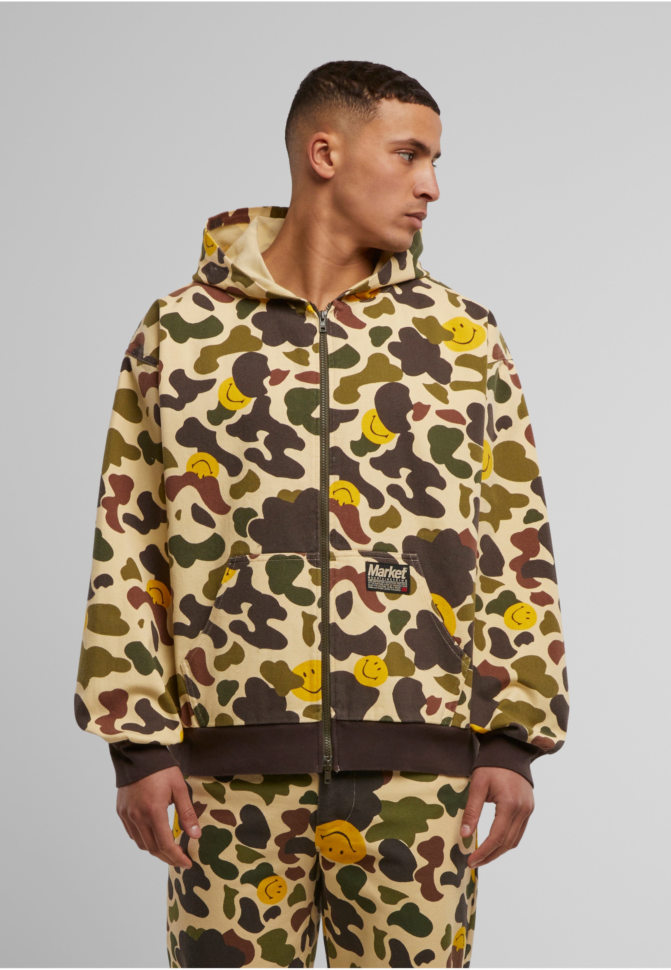 Market Studios SMILEY CAMO ZIP JACKET