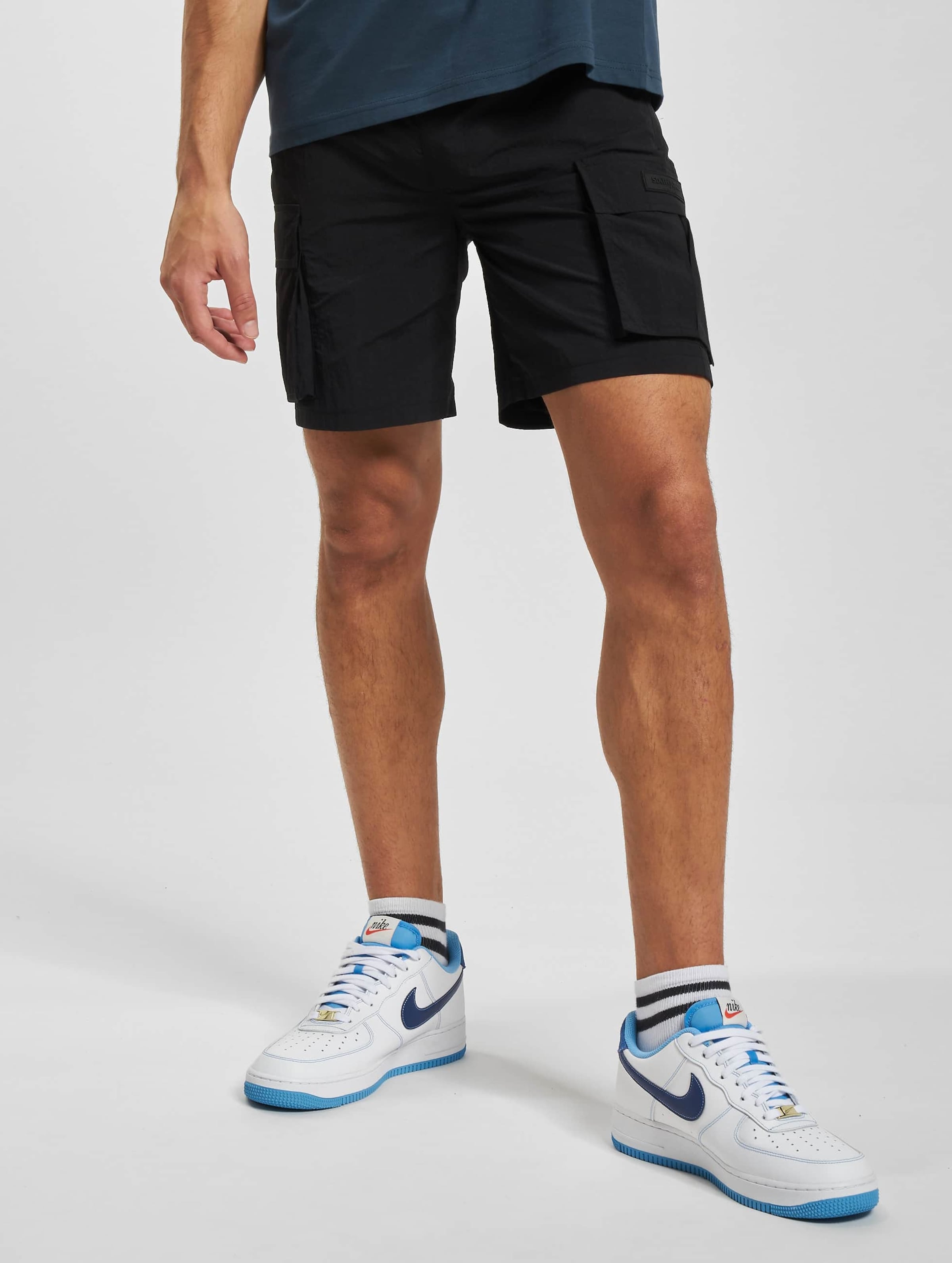 Sixth June Utility Short